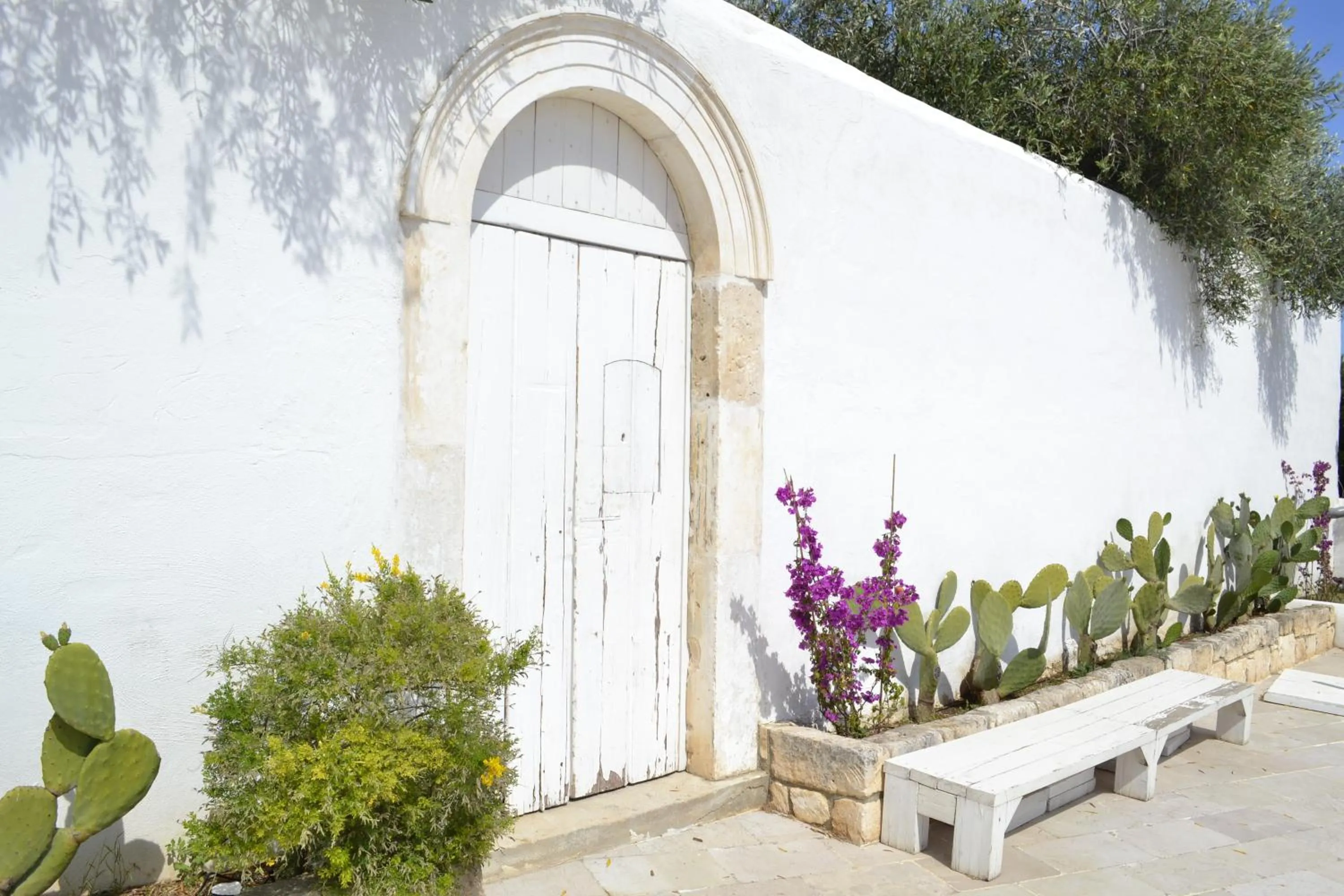 Facade/entrance in La Locanda Del Carrubo