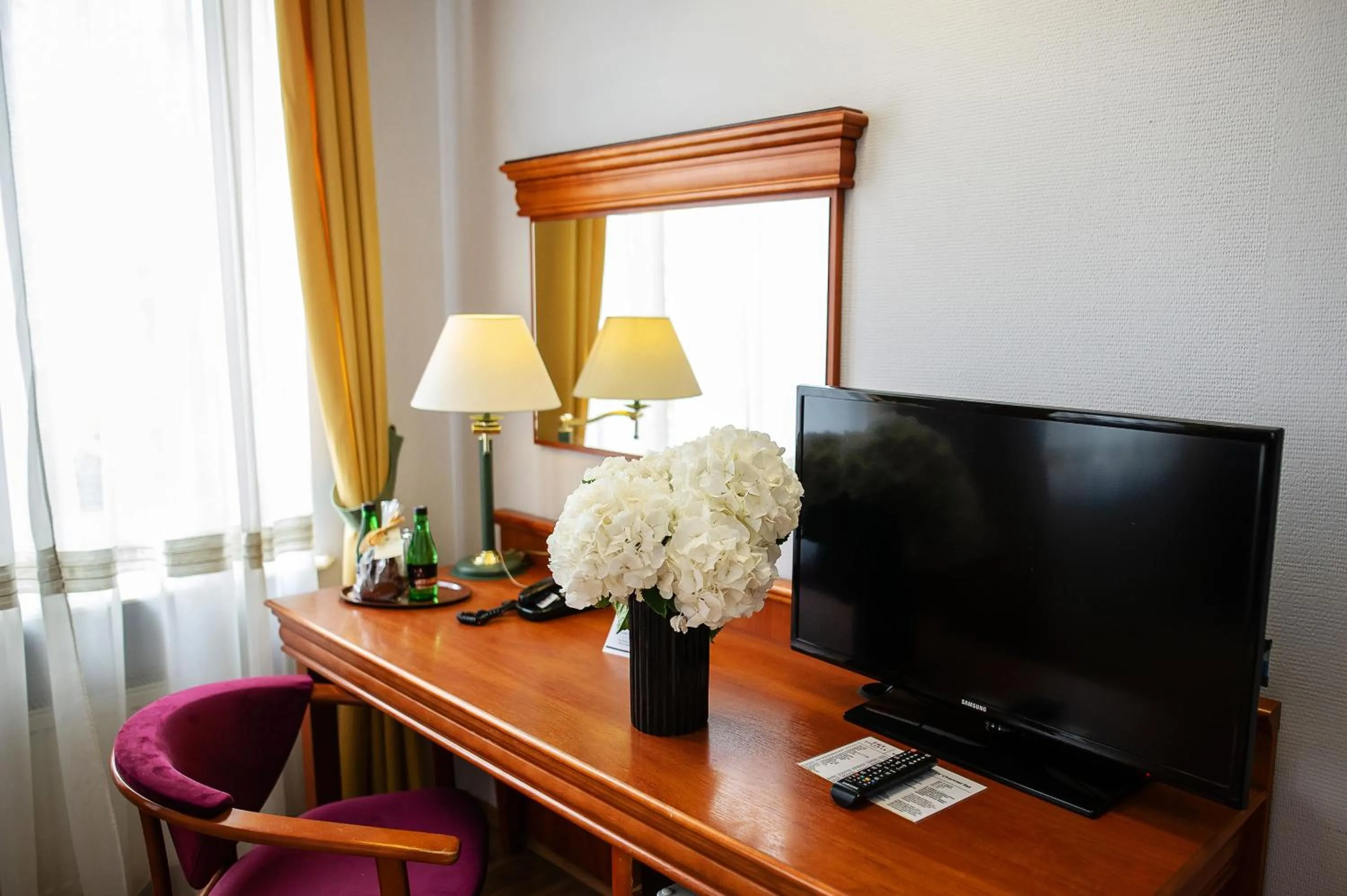 Photo of the whole room in Pietrak Hotel