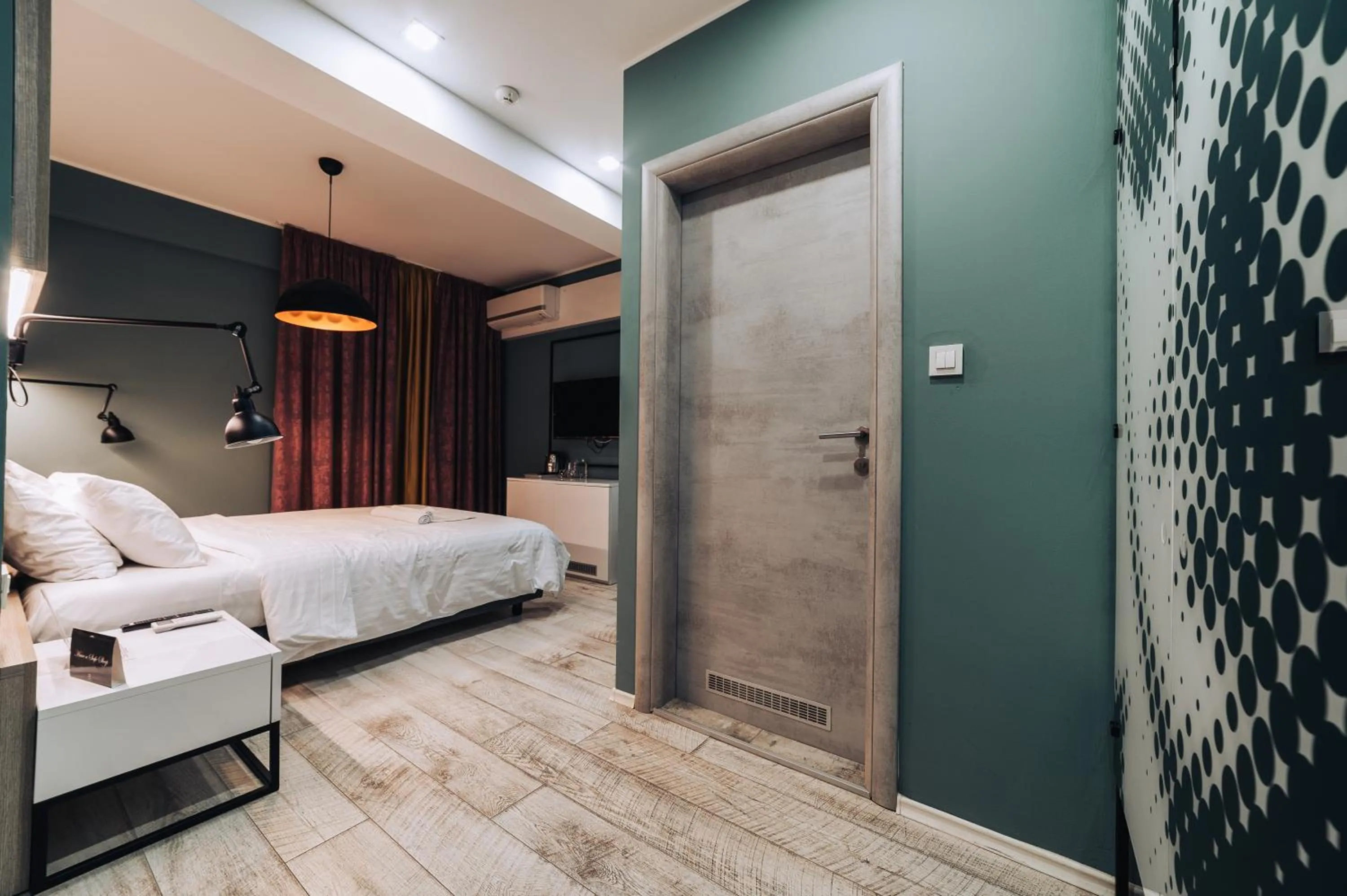 Bed in Urbanista Hotel & Bar