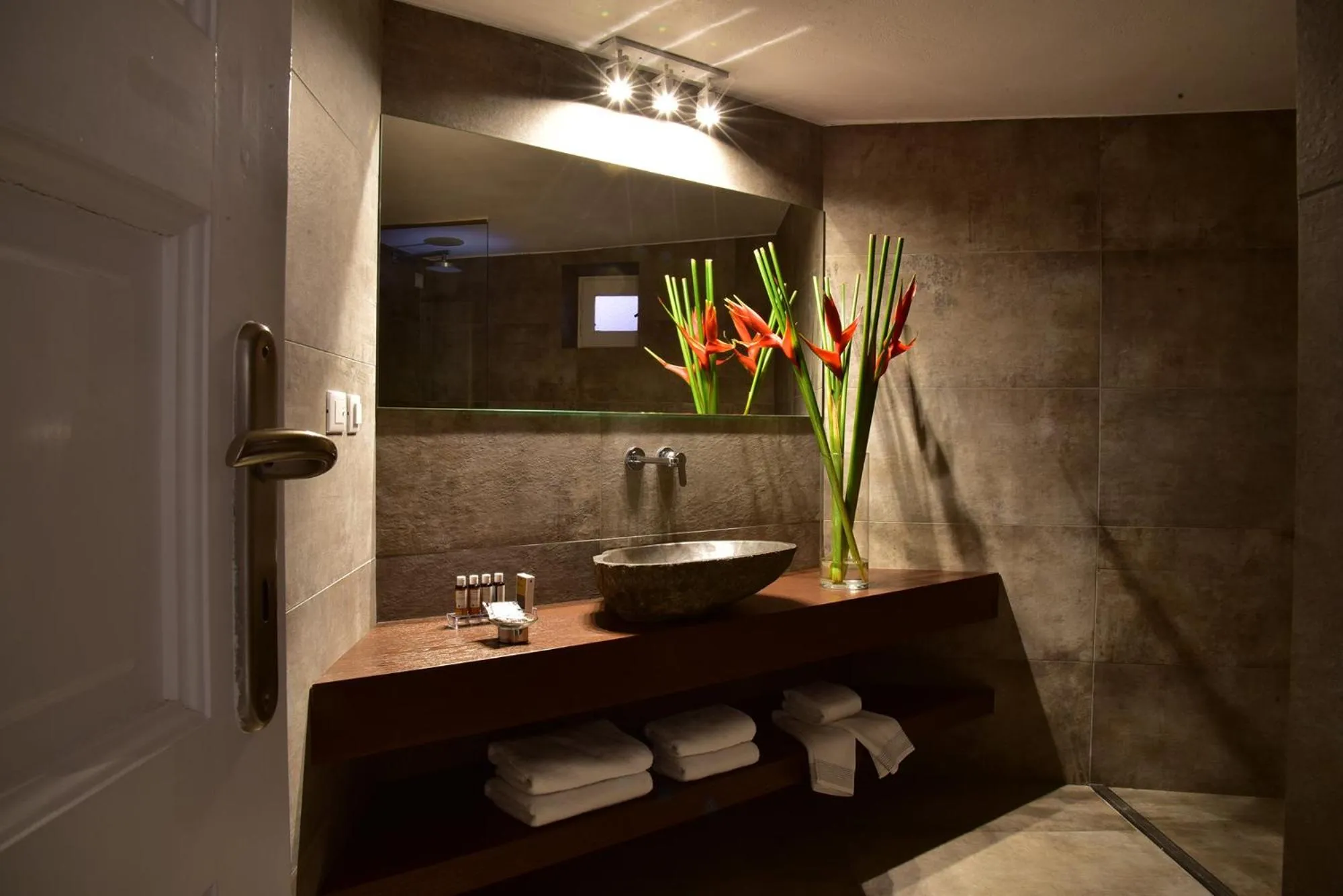 Bathroom in Hermes Mykonos Hotel