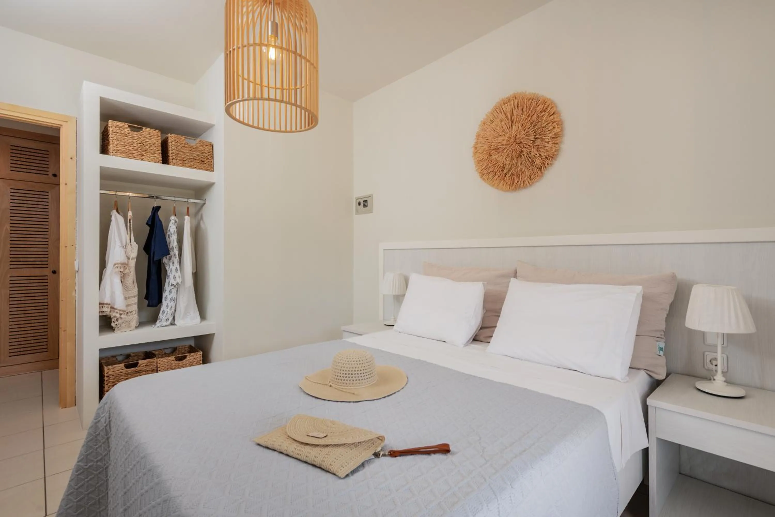 Bed in Alykes View Apartments