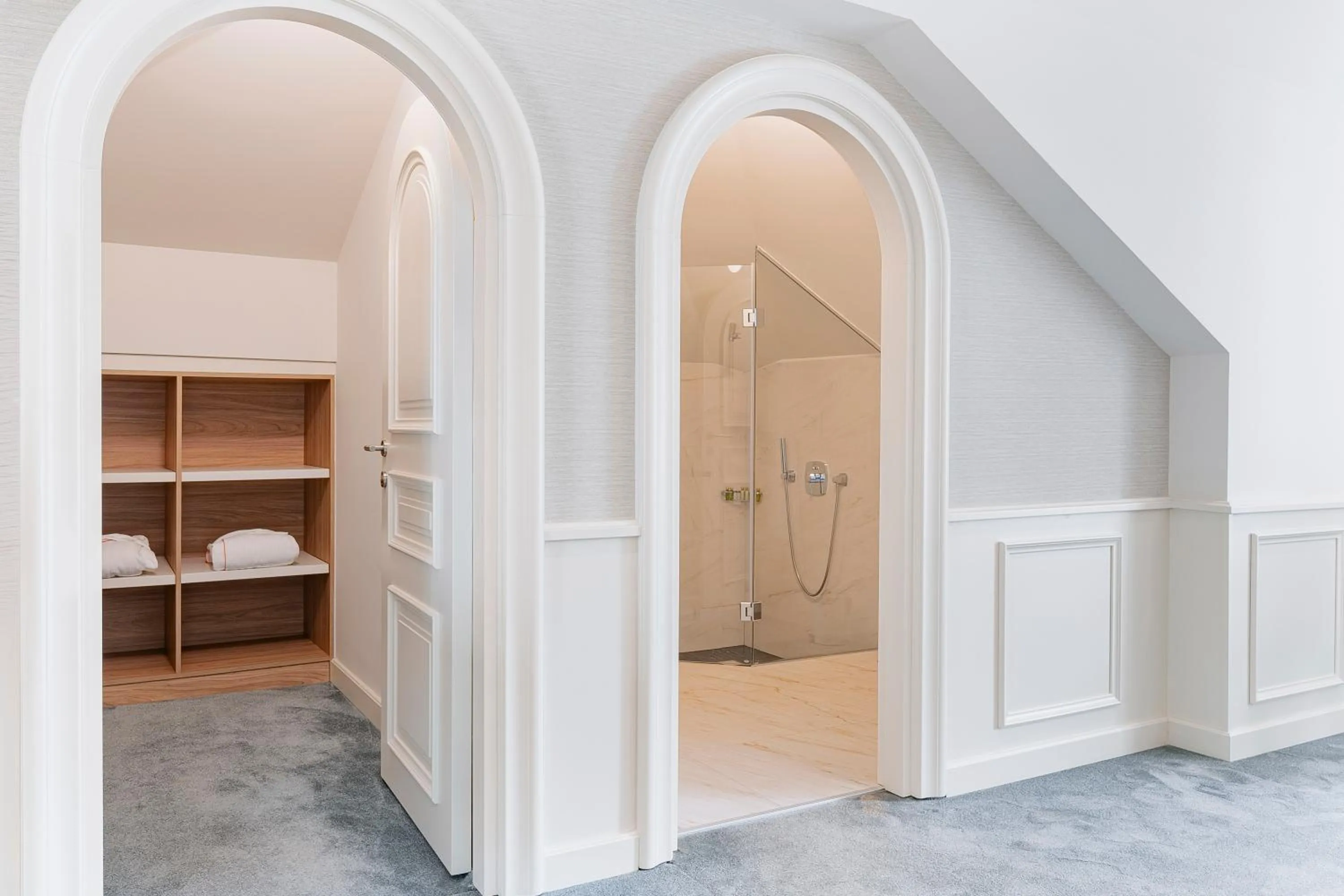 Shower in Heritage Grand Perast By Rixos