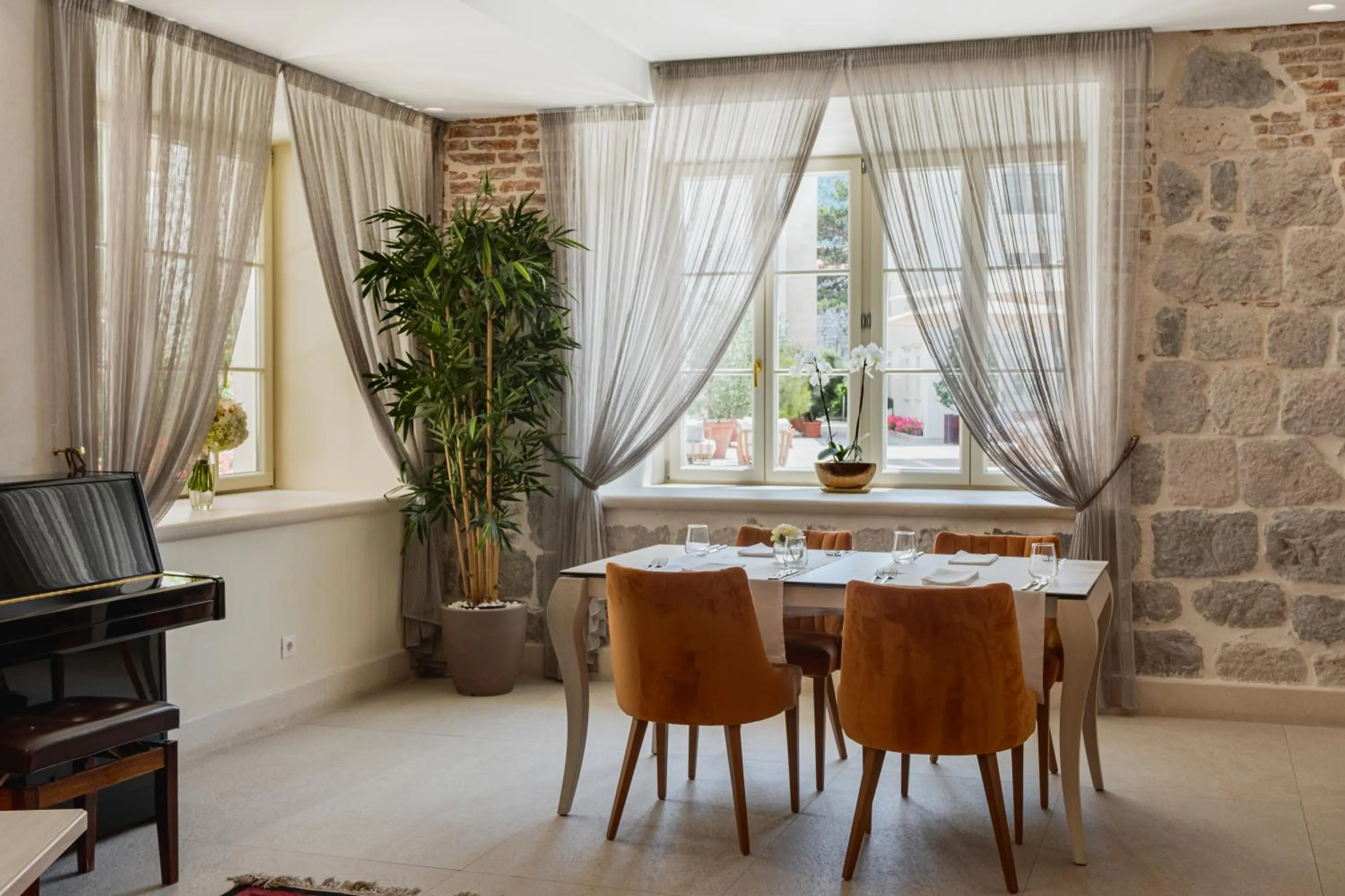 Restaurant/places to eat in Heritage Grand Perast By Rixos