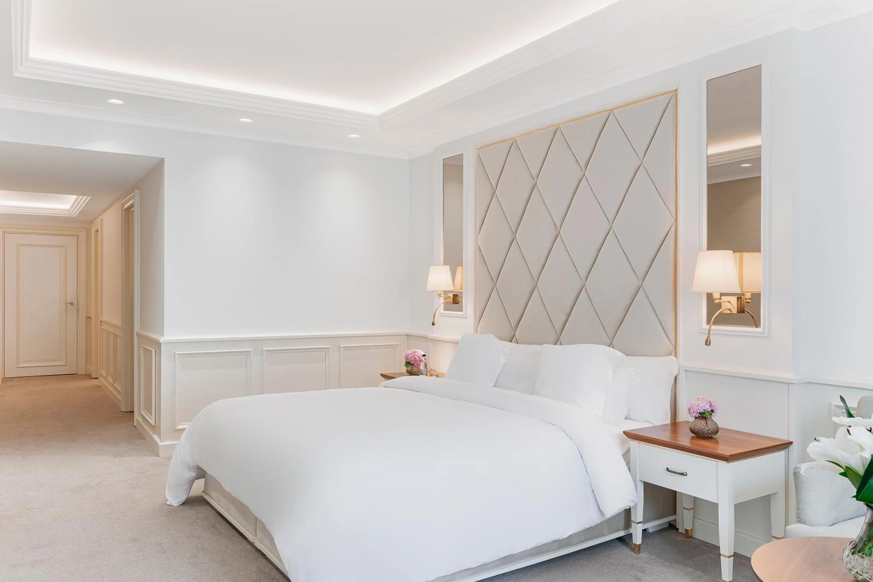 Photo of the whole room, Bed in Heritage Grand Perast By Rixos