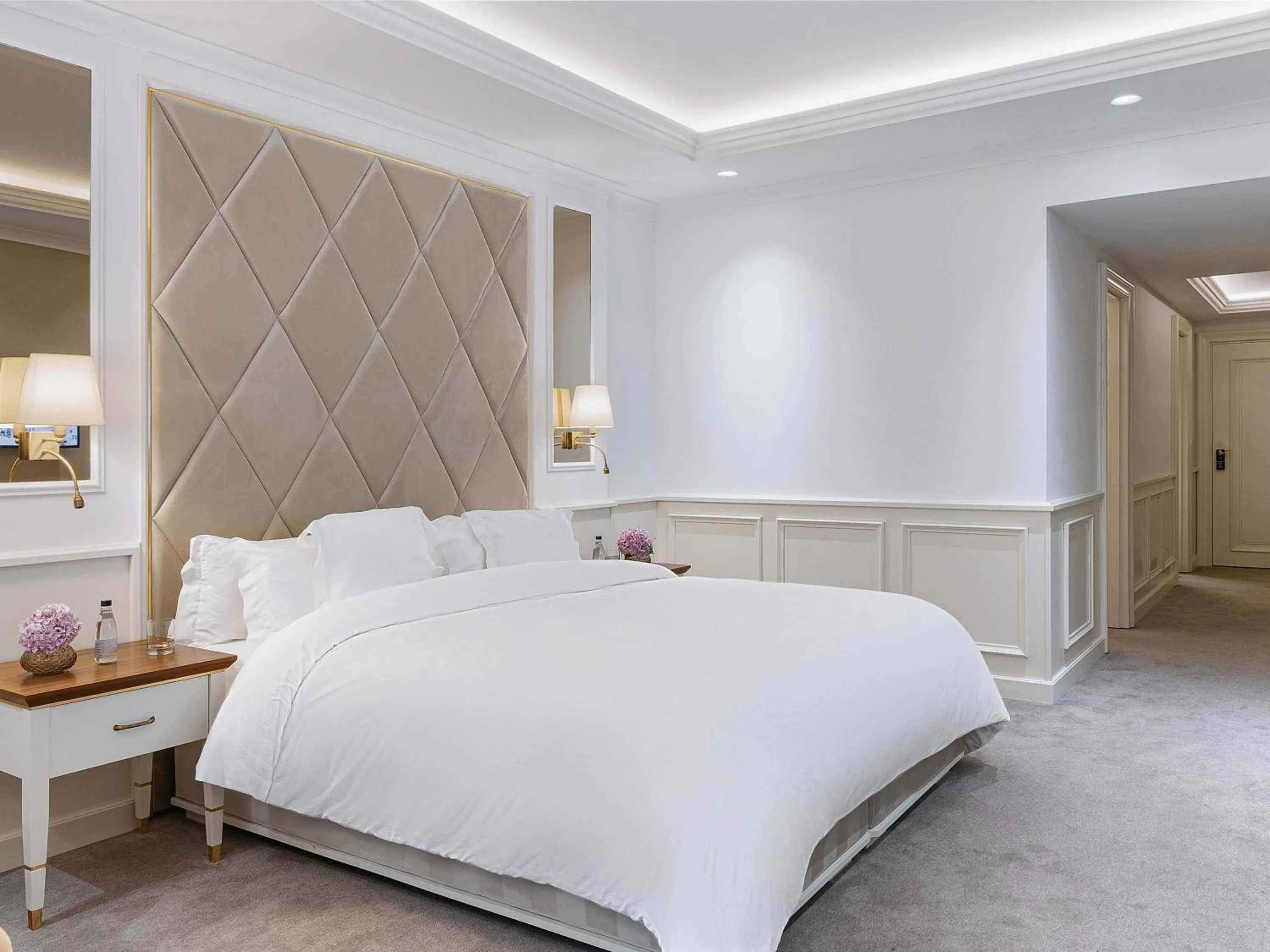 Bedroom, Bed in Heritage Grand Perast By Rixos