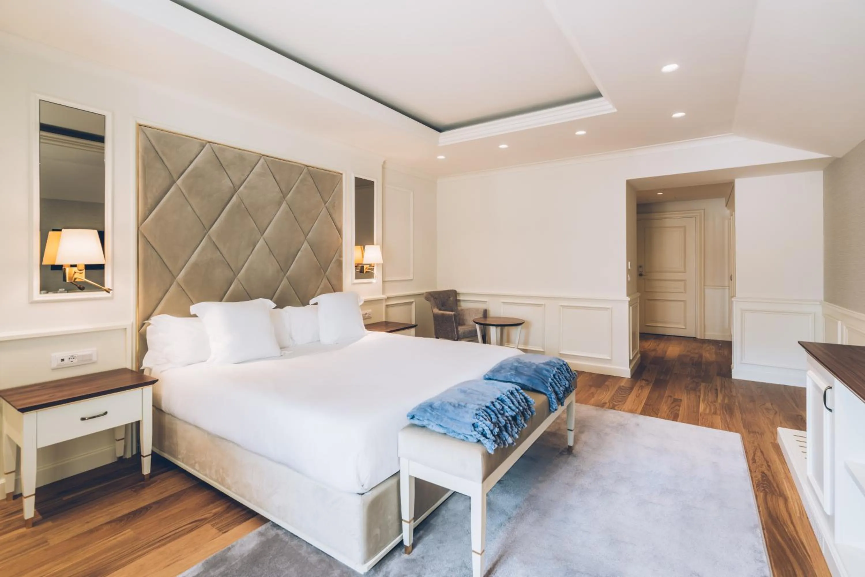Bedroom, Bed in Heritage Grand Perast By Rixos