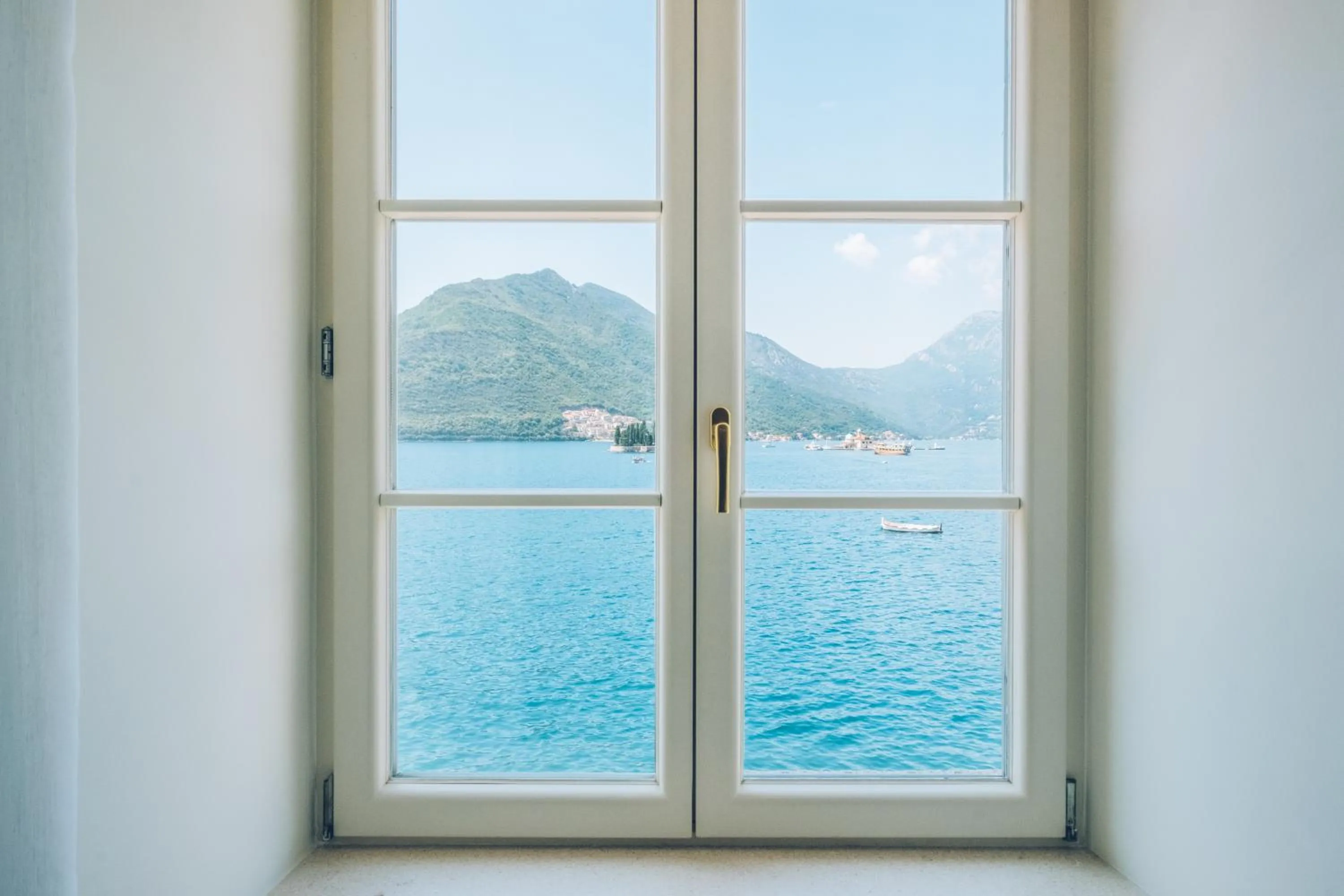 Sea view in Heritage Grand Perast By Rixos