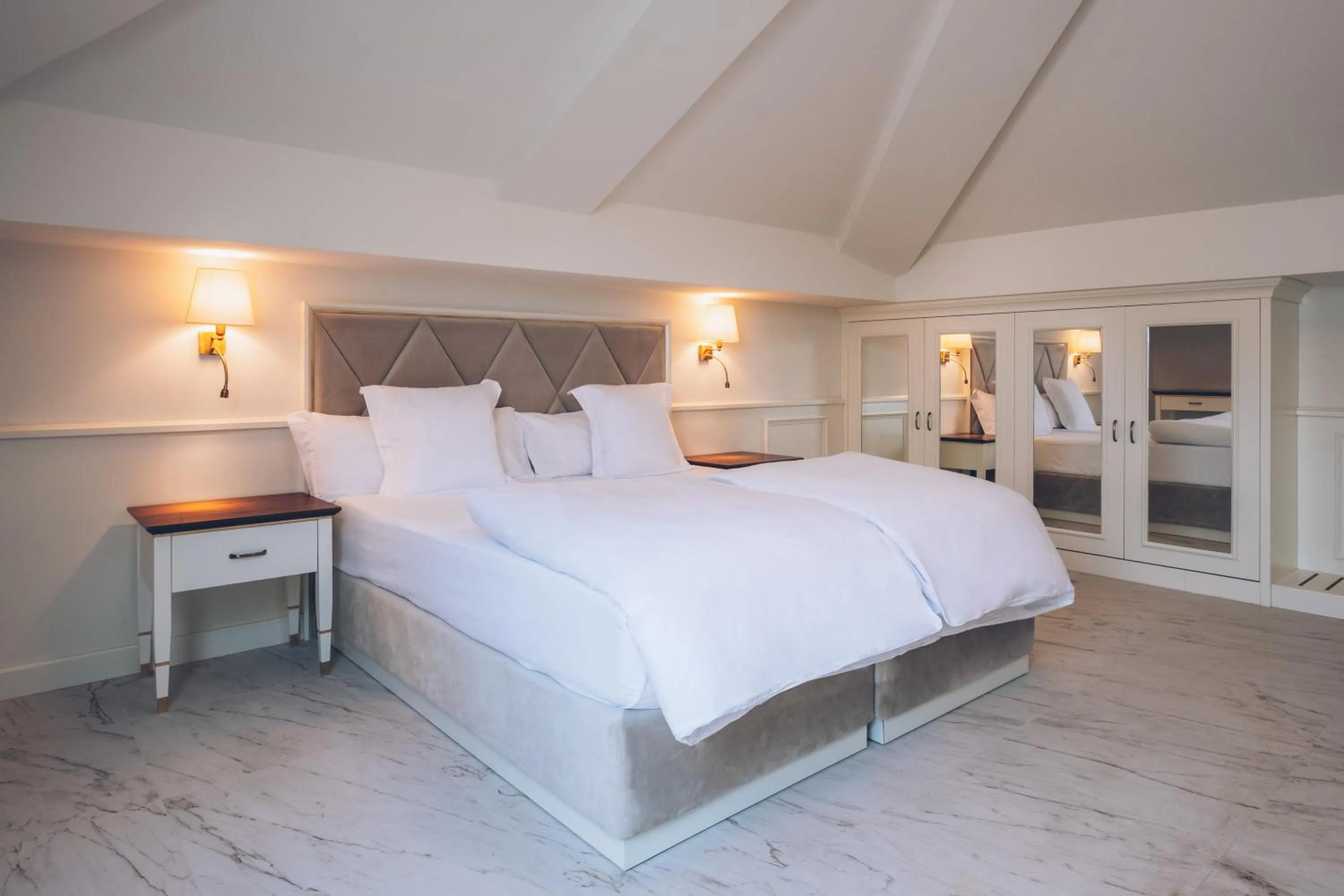 Bedroom, Bed in Heritage Grand Perast By Rixos