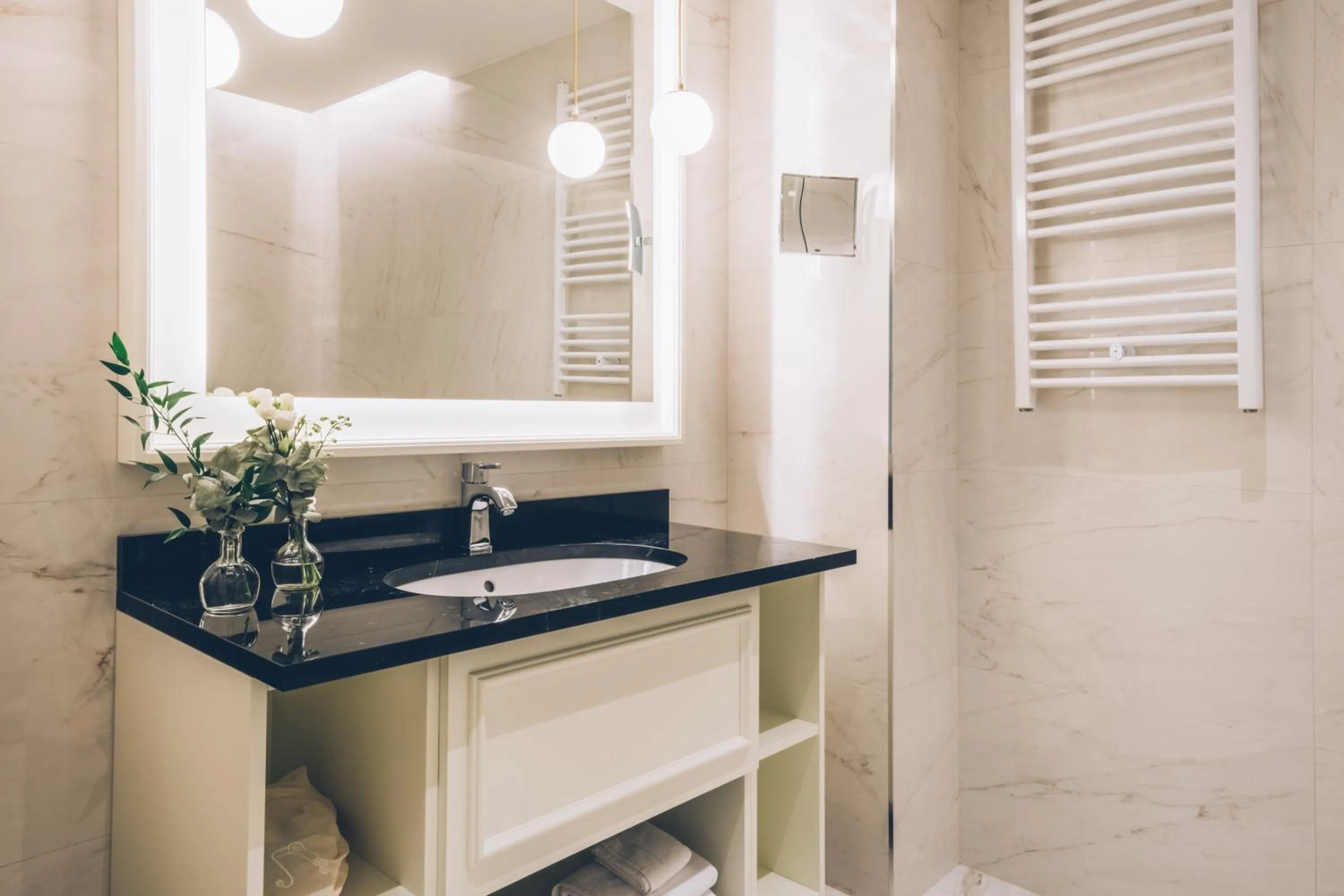 Toilet in Heritage Grand Perast By Rixos