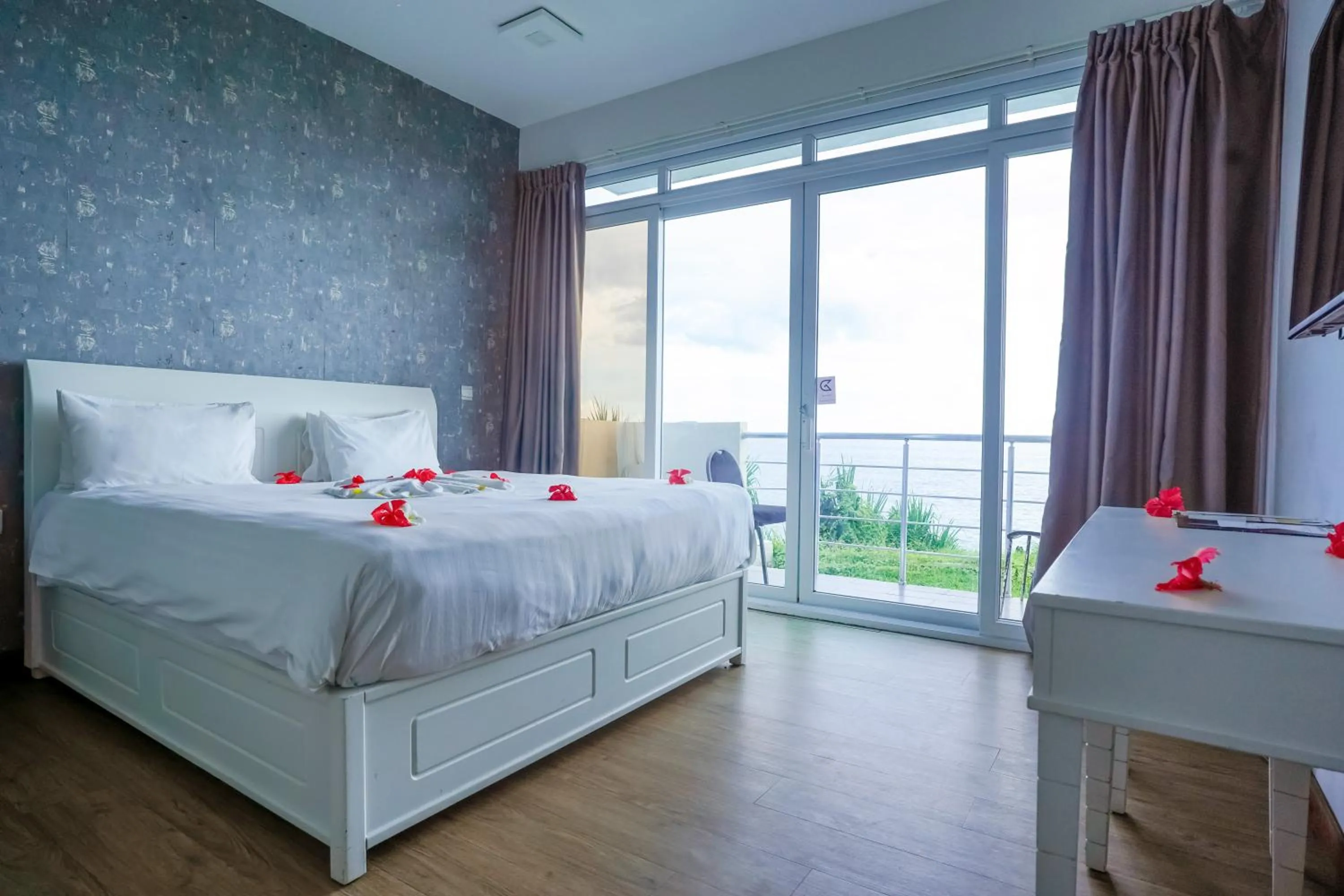 Photo of the whole room in Itsandra Beach Hotel & Resort