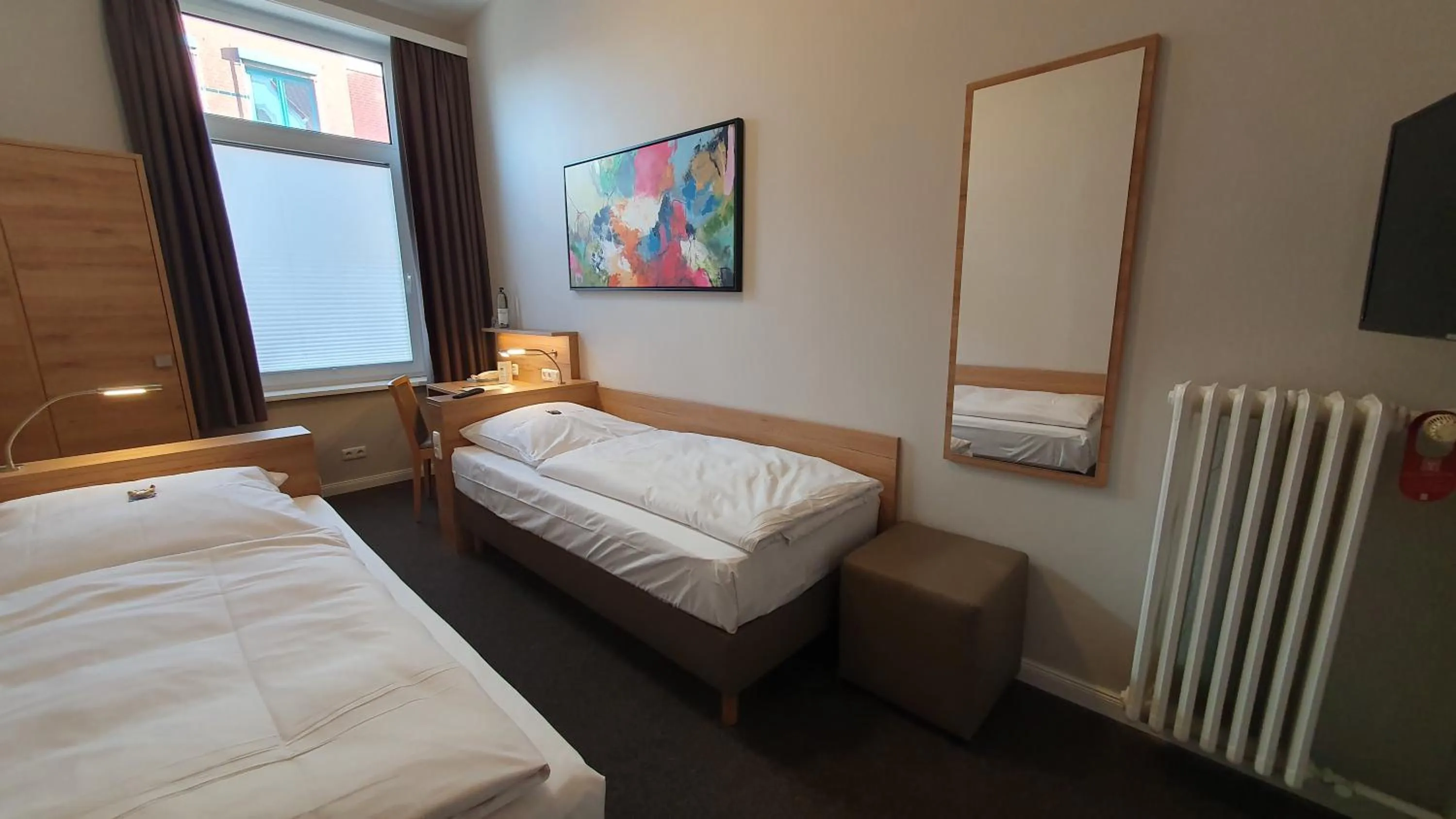 Photo of the whole room, Bed in Hotel An der Altstadt