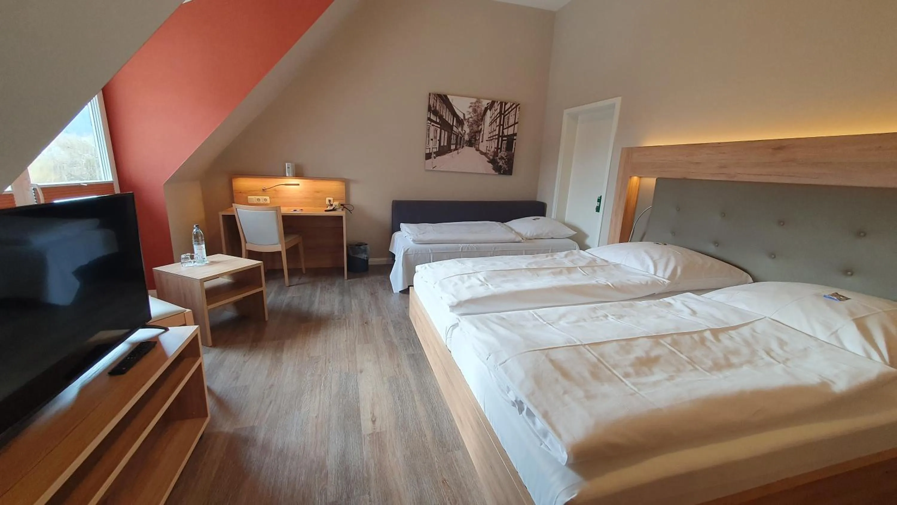 Photo of the whole room, Bed in Hotel An der Altstadt