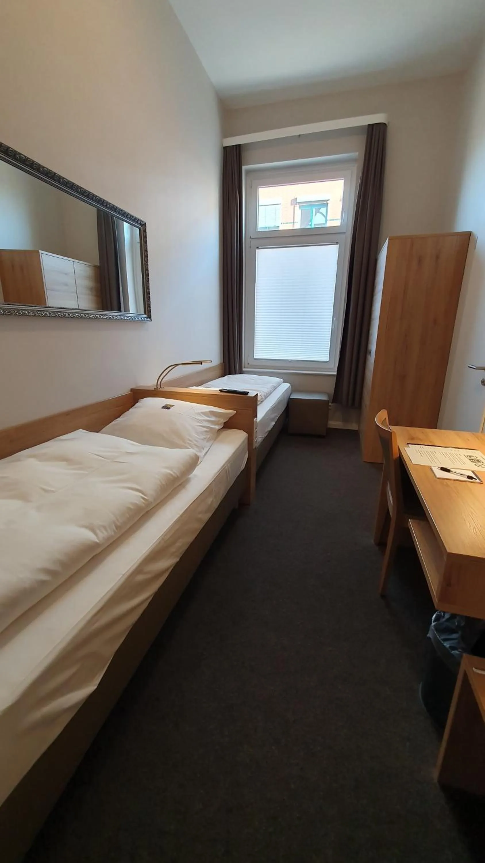 Photo of the whole room, Bed in Hotel An der Altstadt