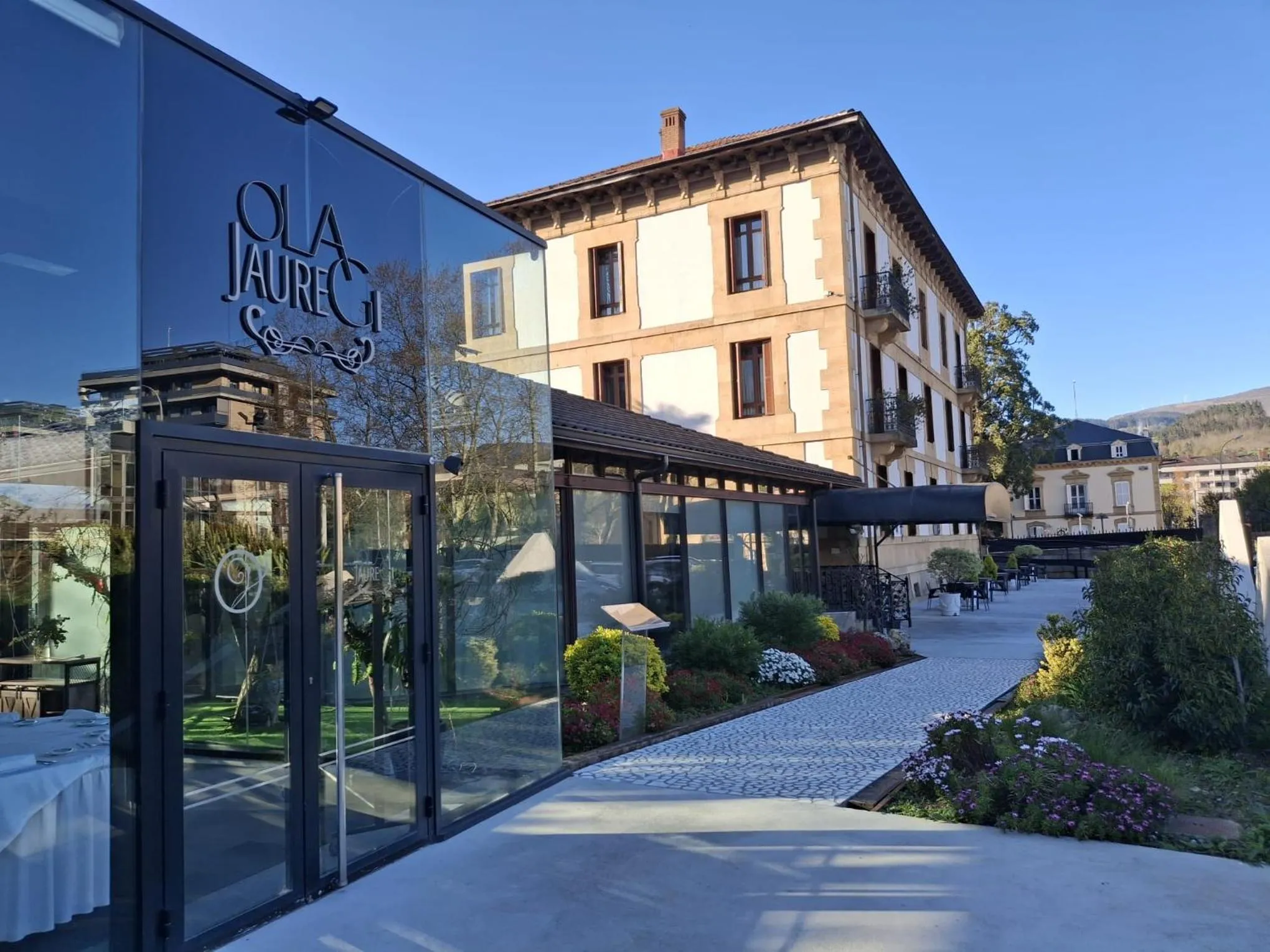 Property building in Hotel Olajauregi