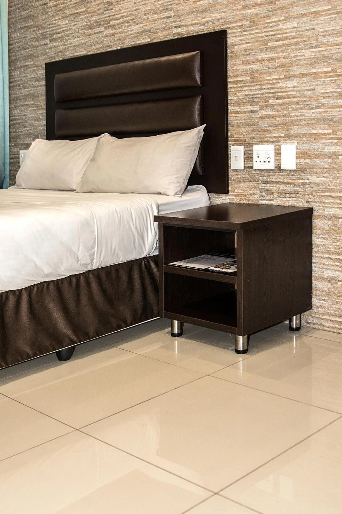 Bedroom, Bed in Bayside Hotel Pietermaritzburg