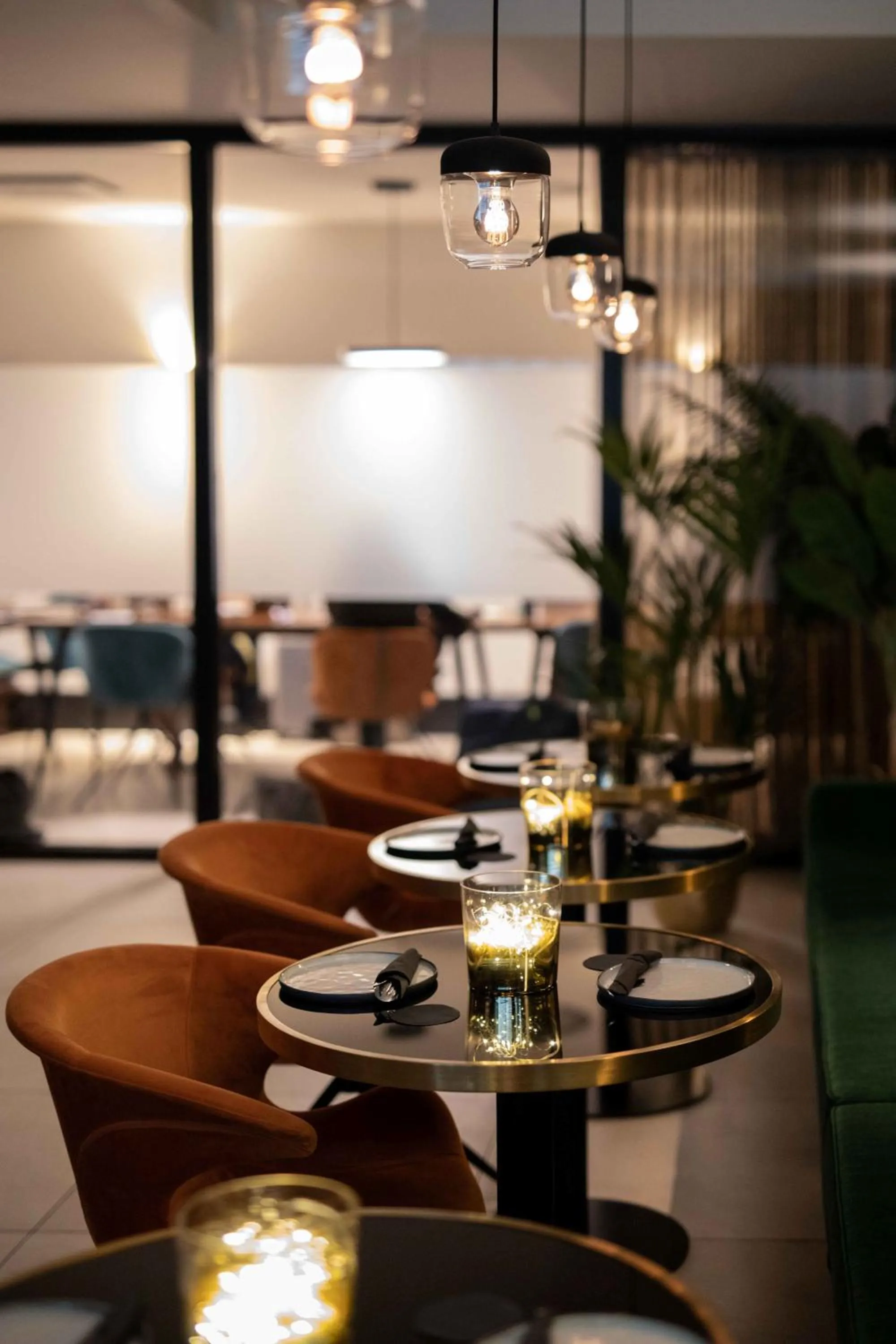 Restaurant/places to eat in The James Rotterdam