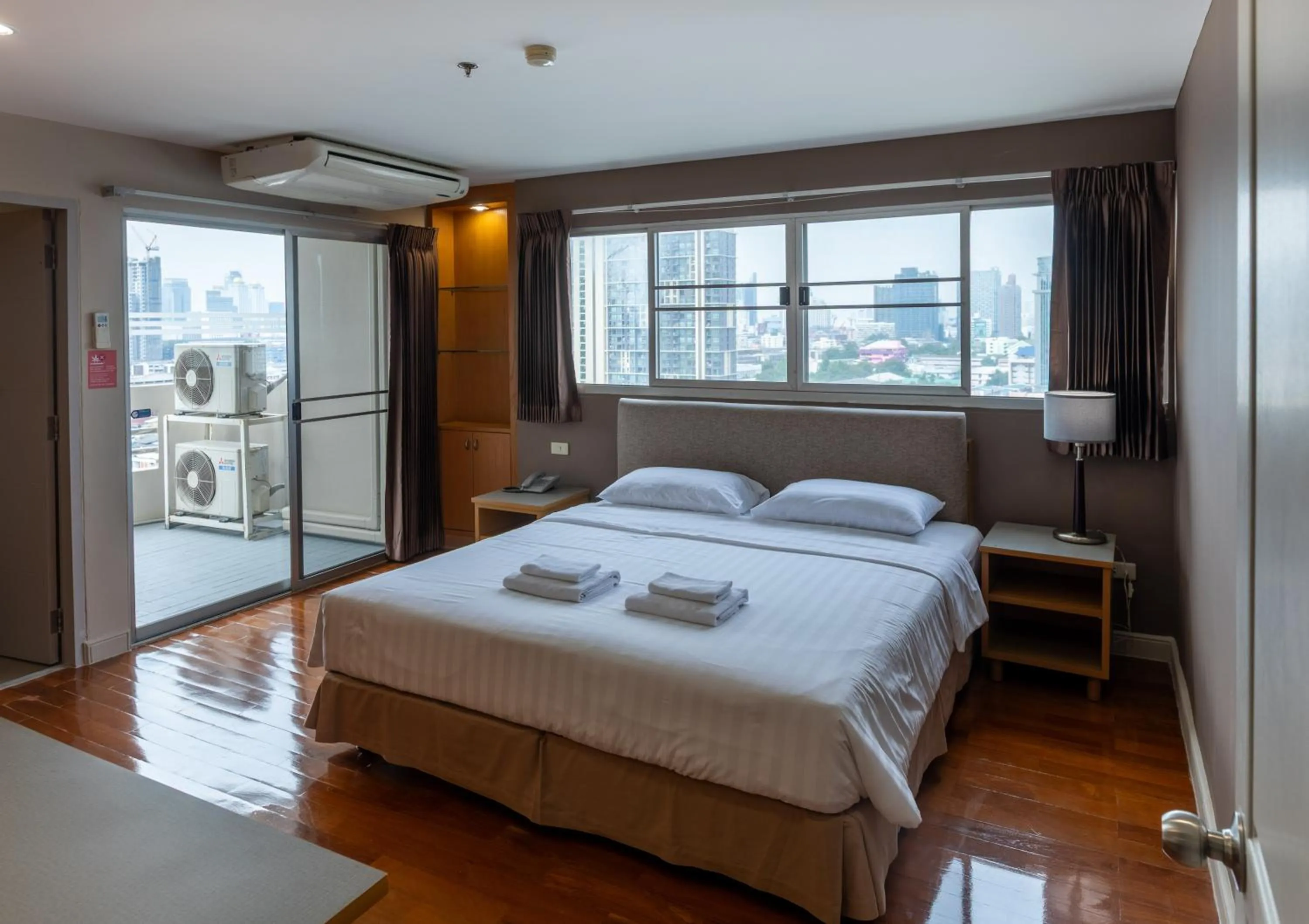 Bed in BU Place Hotel