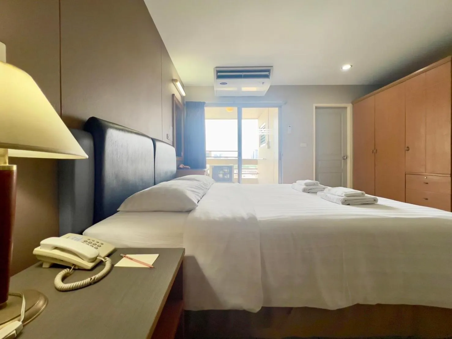 Bed in BU Place Hotel