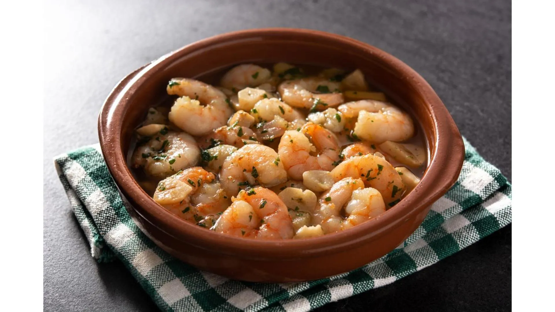 Restaurant/places to eat in Pine Lodge Hotel & Restaurant Mansfield