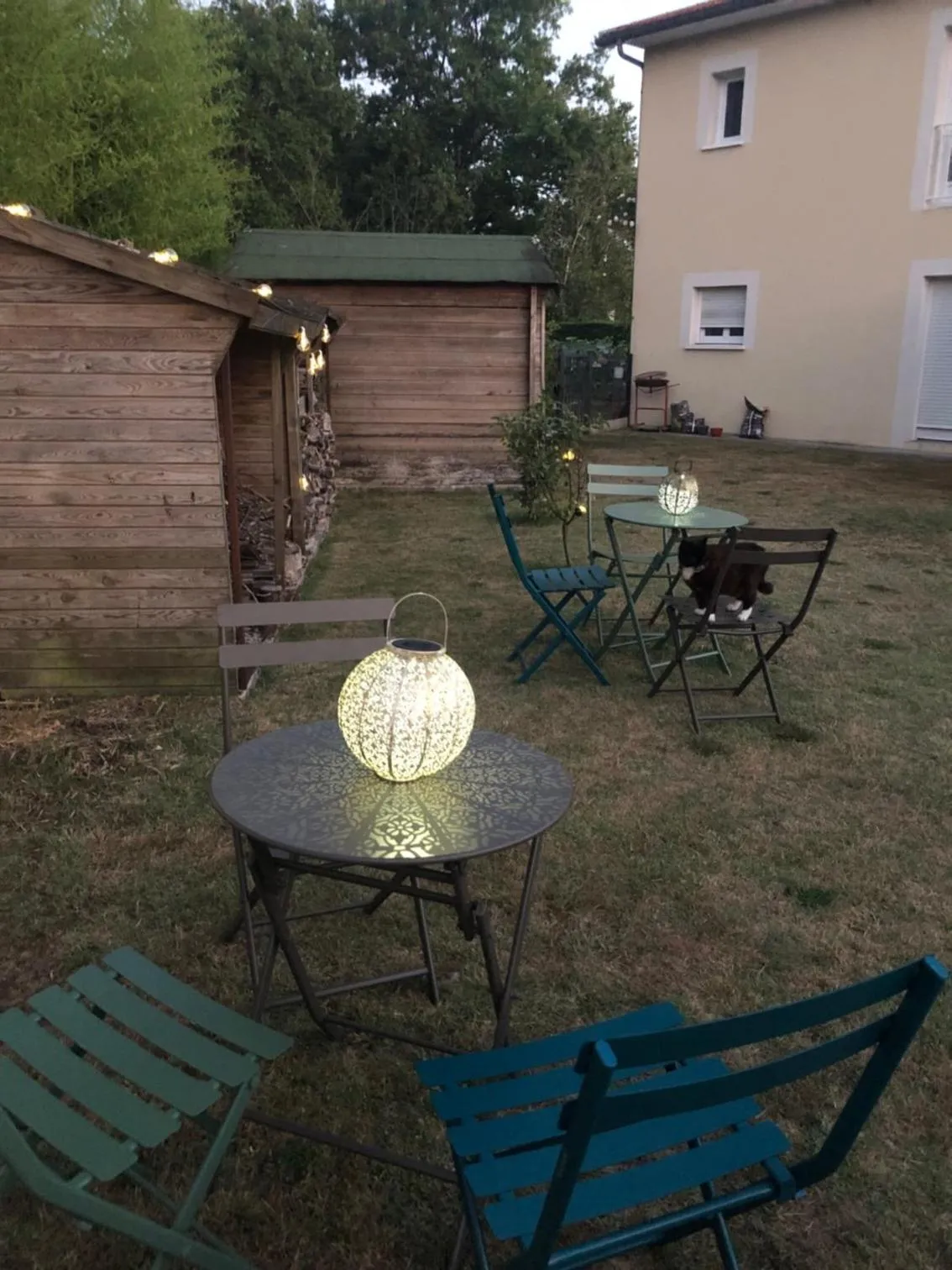 Garden in Les chambres d'hôtes de Pascale