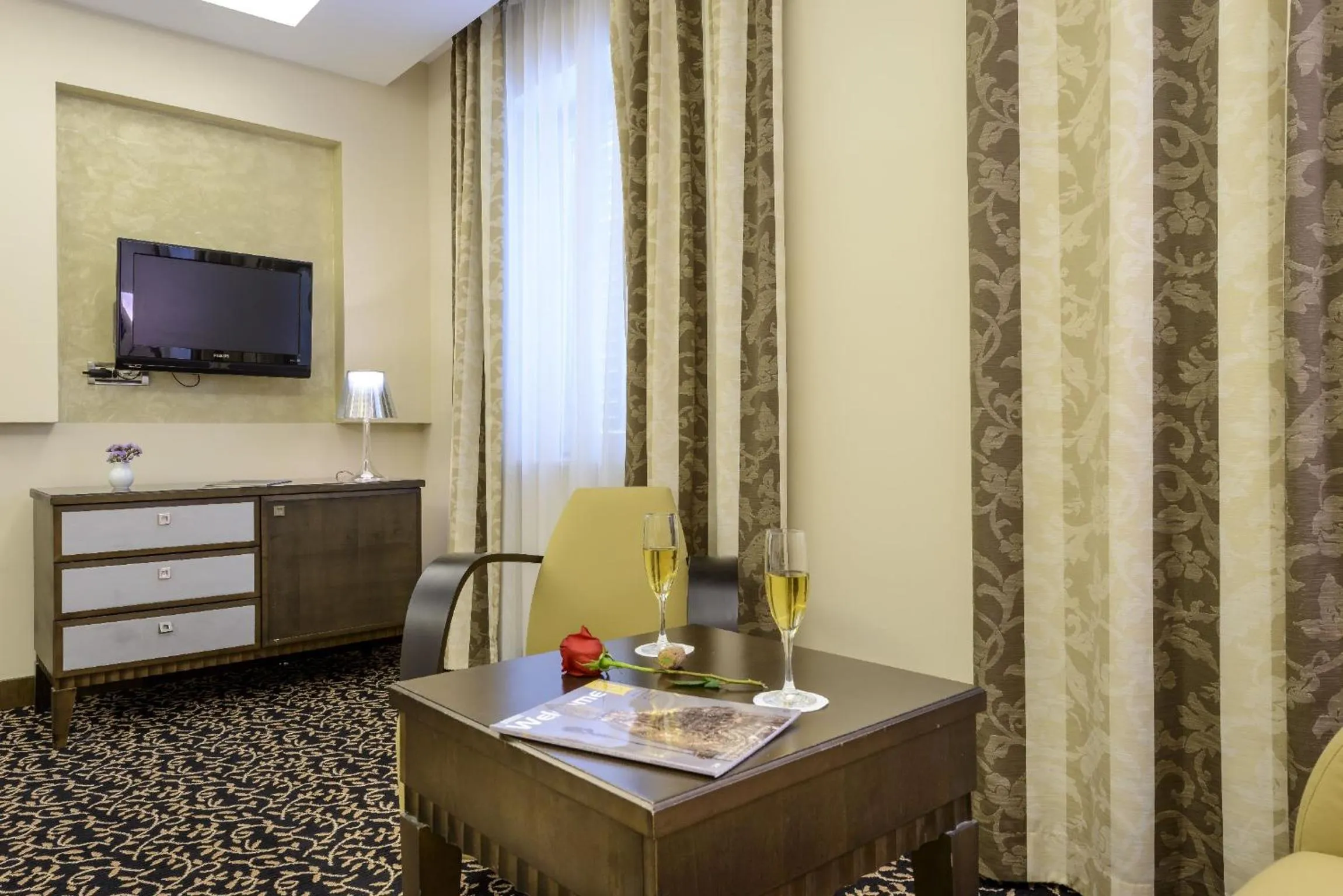 TV and multimedia in Hotel Lapad