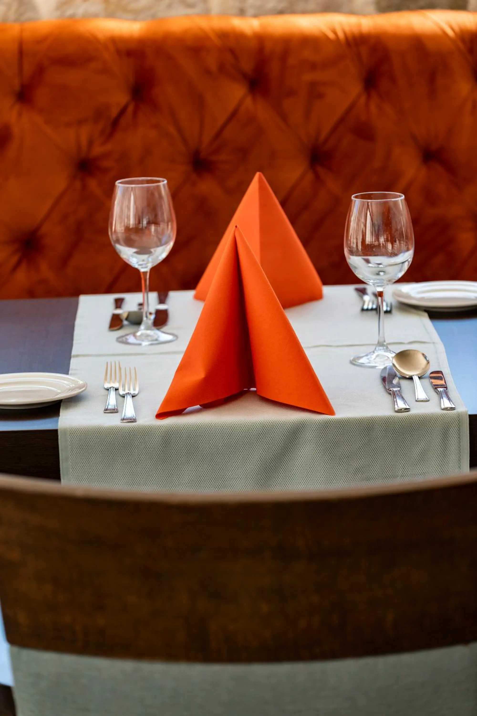 Restaurant/places to eat in Hotel Lapad