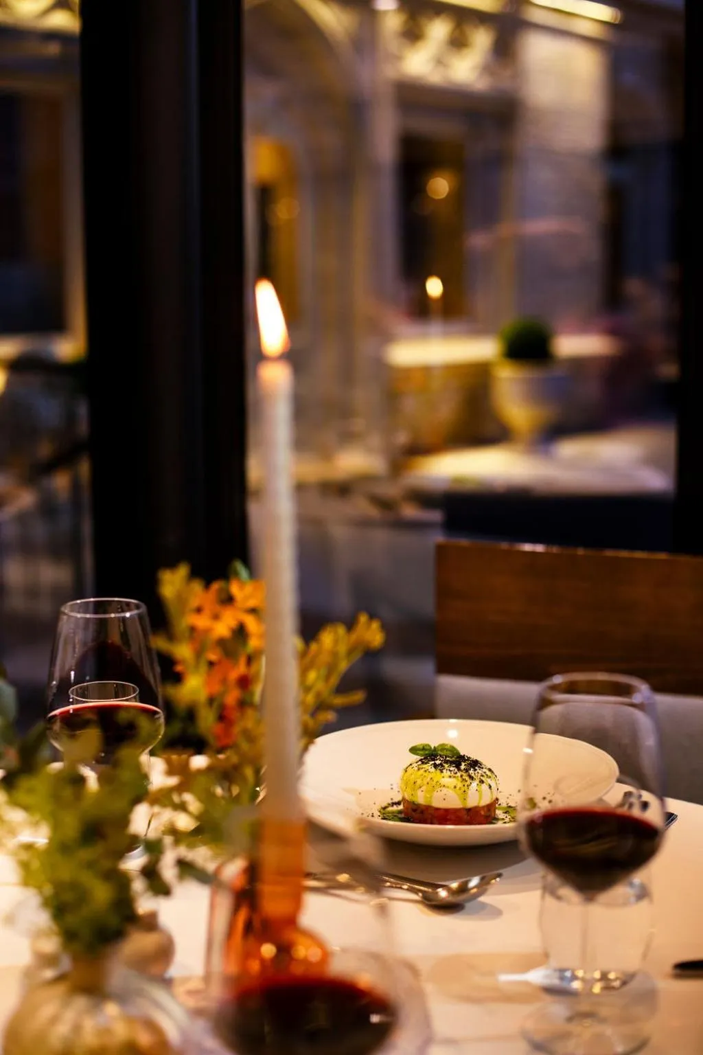 Restaurant/places to eat in Hotel Lapad