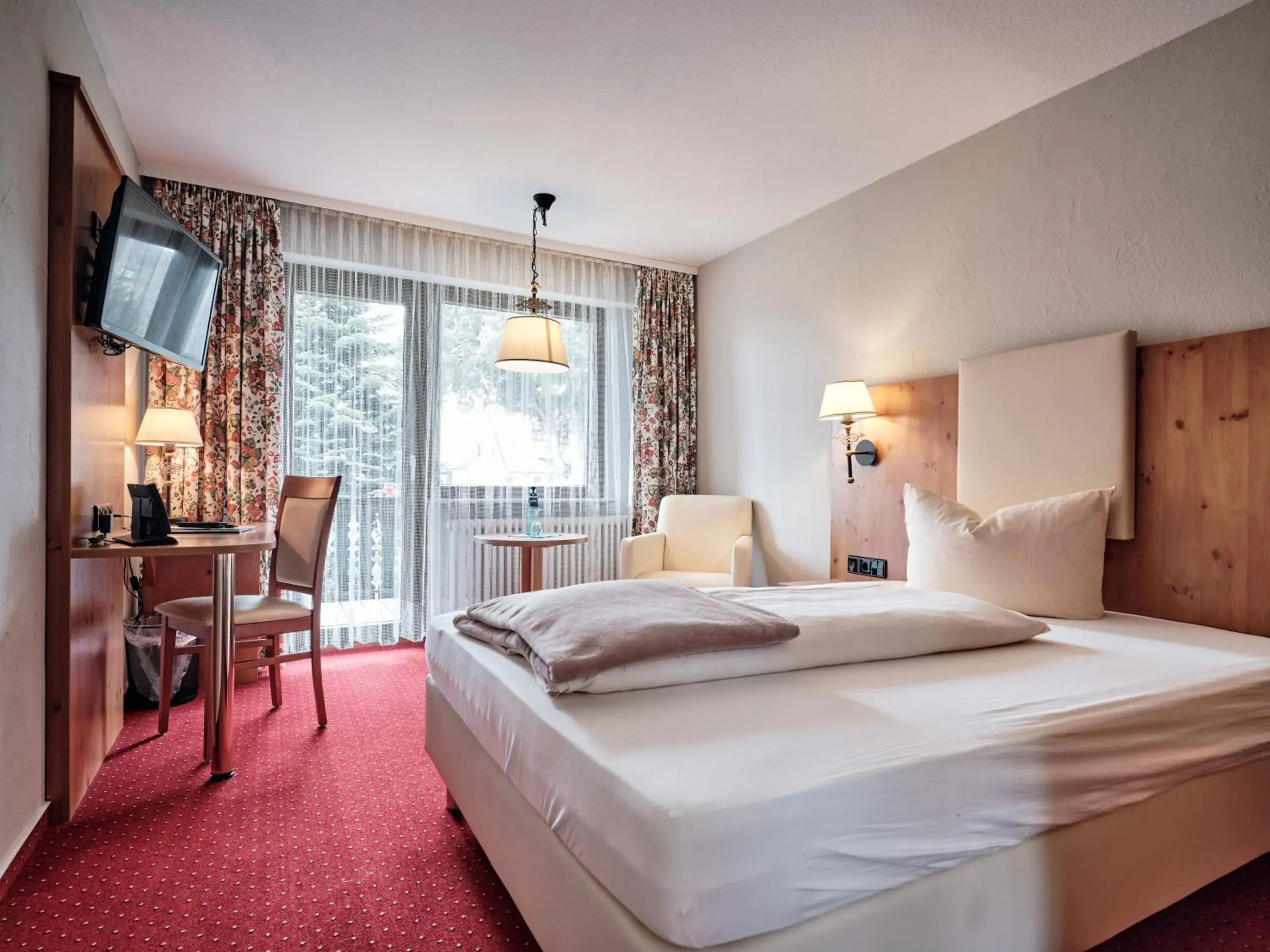 Single Room with Balcony - single occupancy in Hotel Hochfirst Single Room with Balcony - single occupancy in Hotel Hochfirst