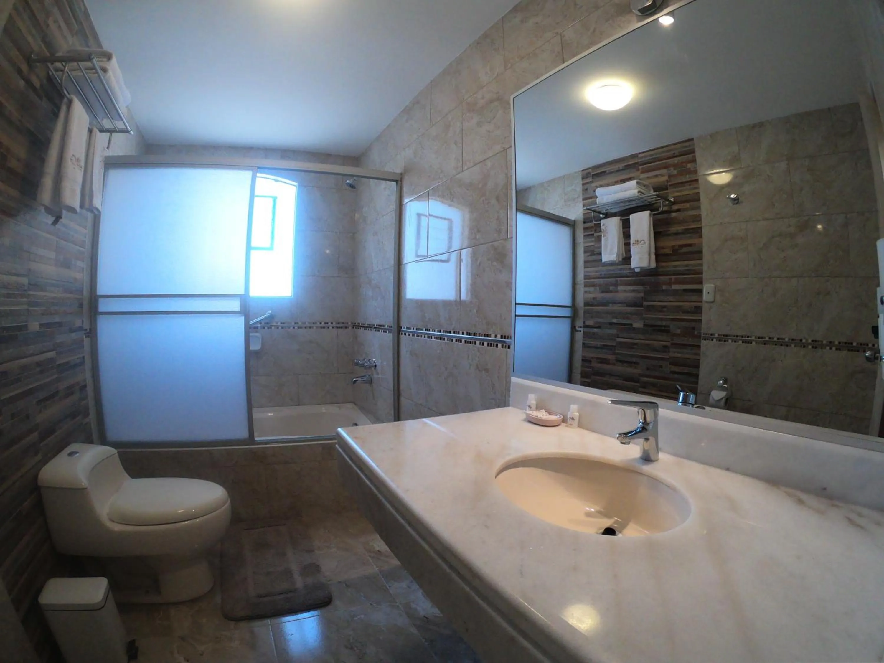 Bed in Sol Plaza Hotel