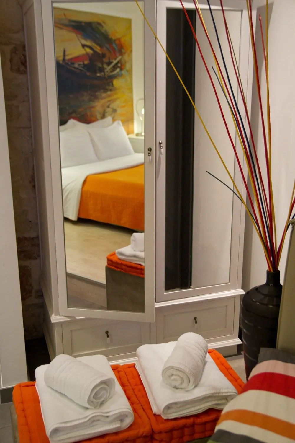 Decorative detail, Bed in Familia