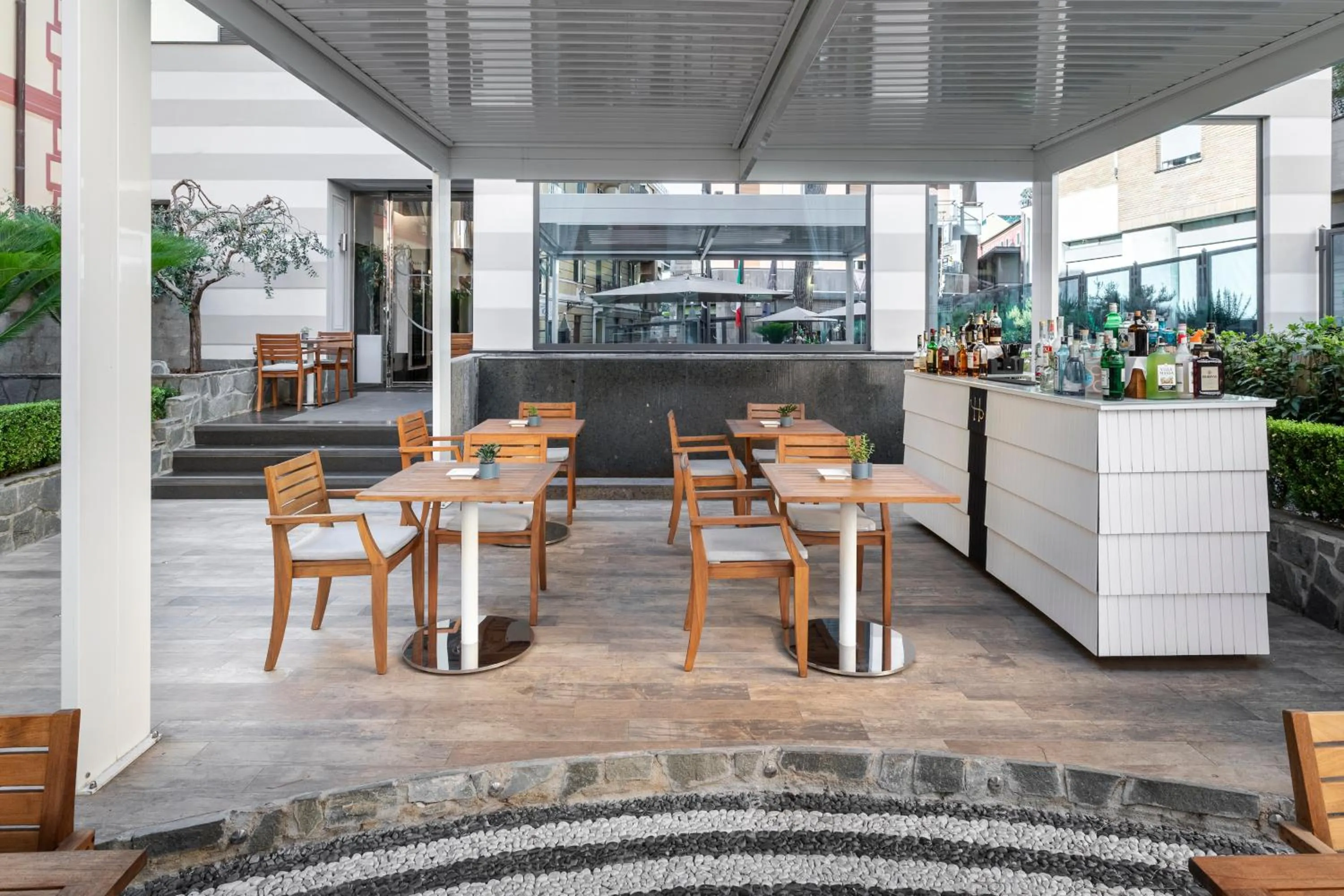 Lounge or bar in LHP Hotel Santa Margherita Palace & SPA