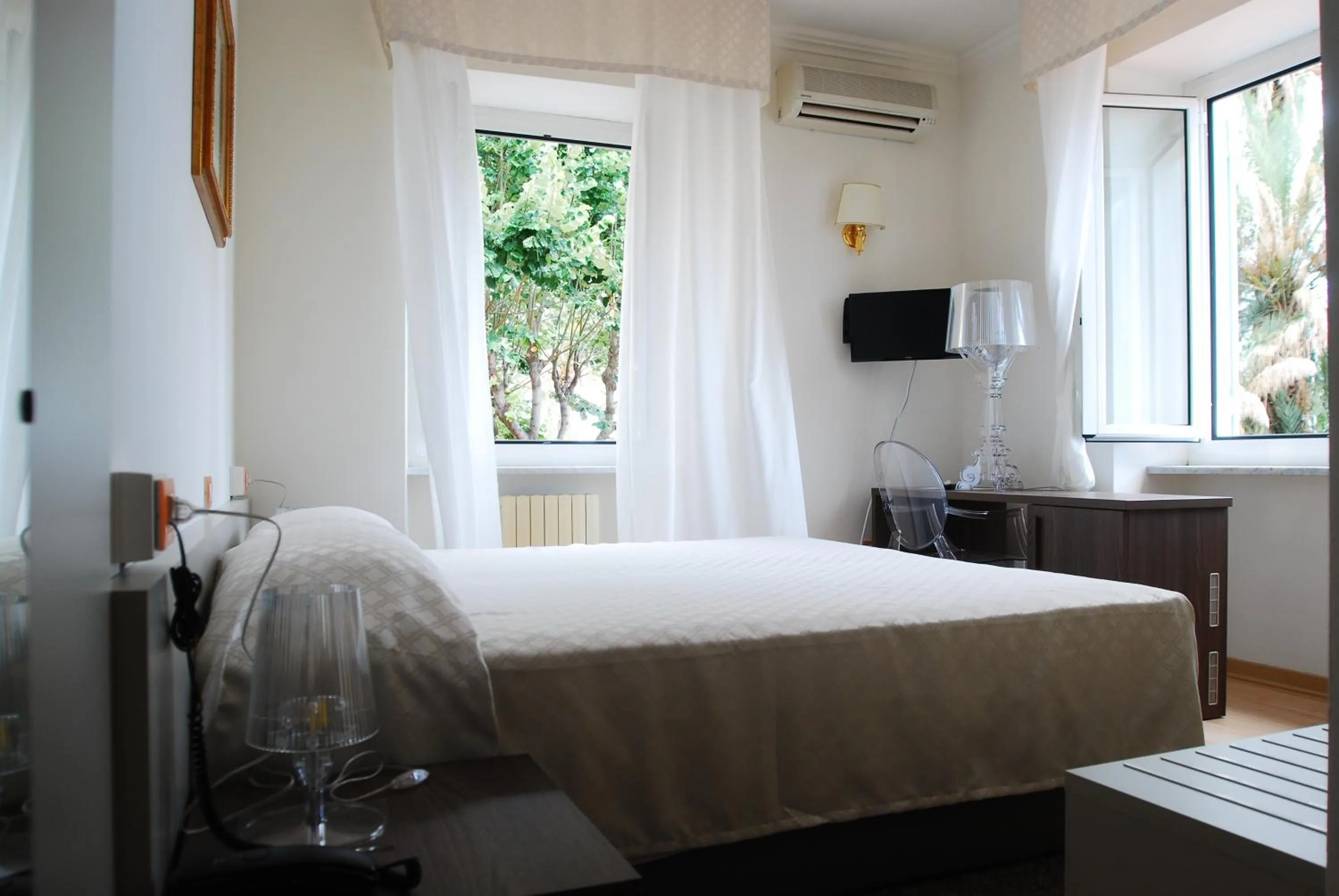 Bedroom, Bed in Hotel Villa Sophia