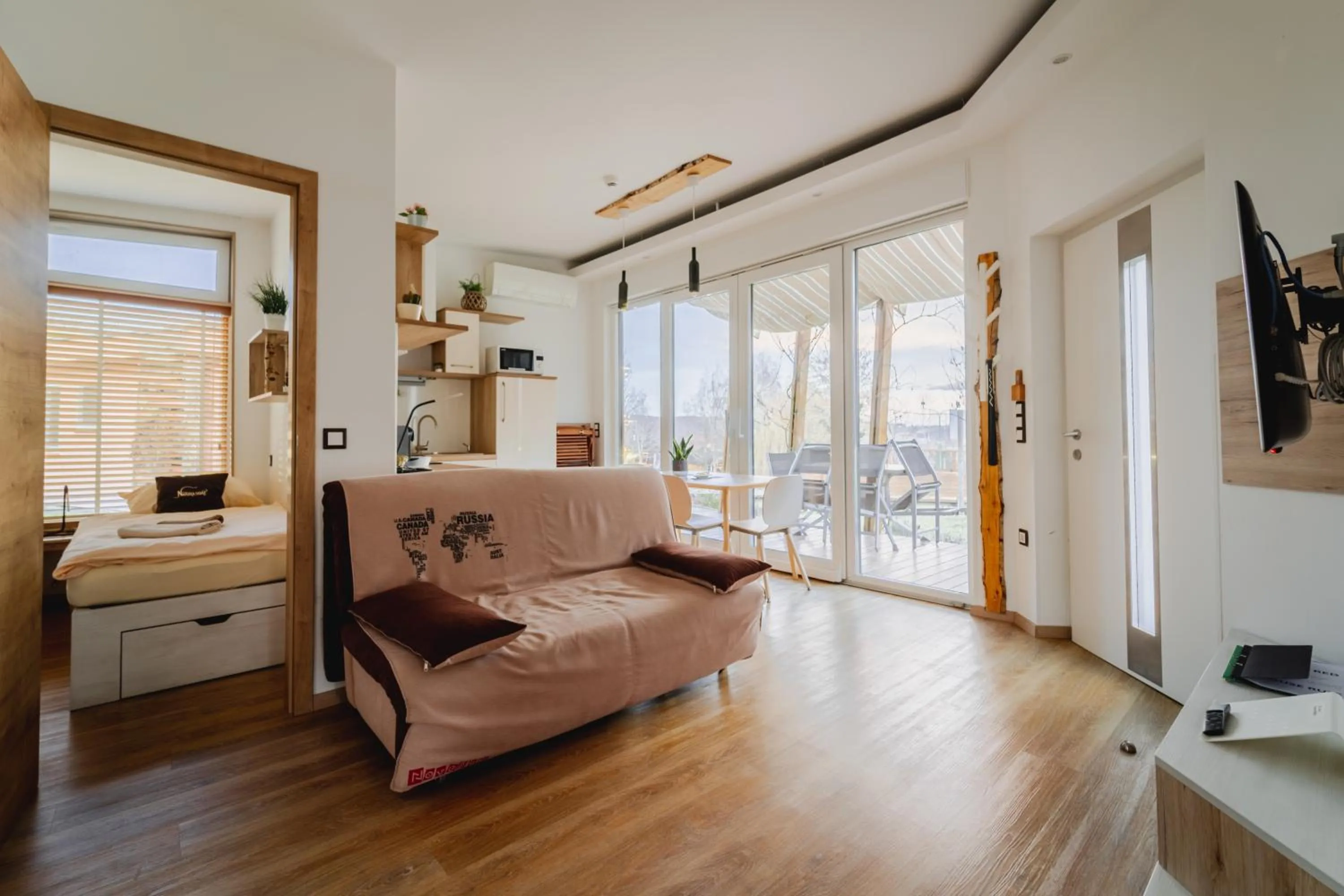 TV and multimedia in Naturasort Holiday Houses