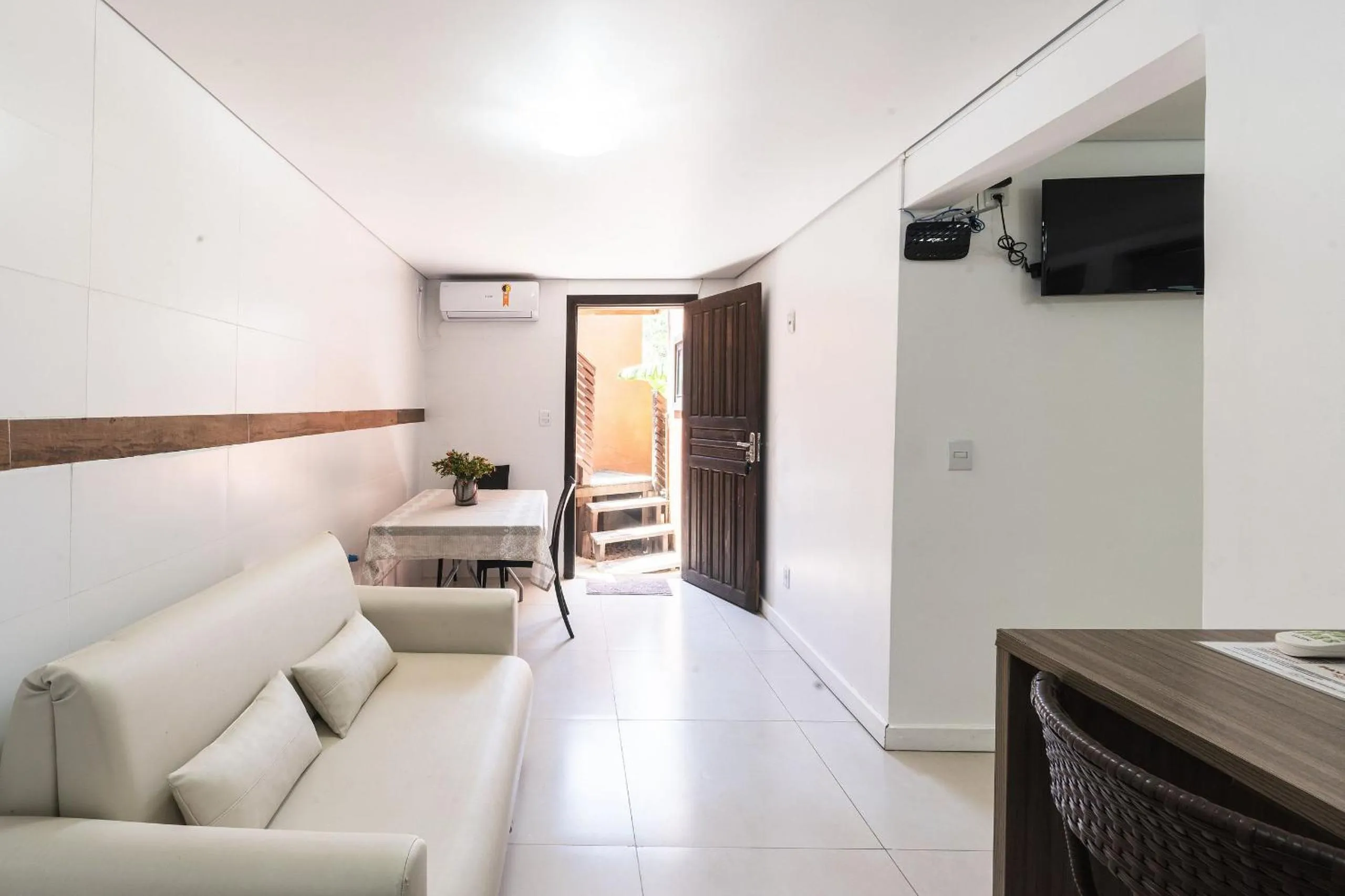 Living room in Pousada Solar dos Lírios - Praia do Rosa