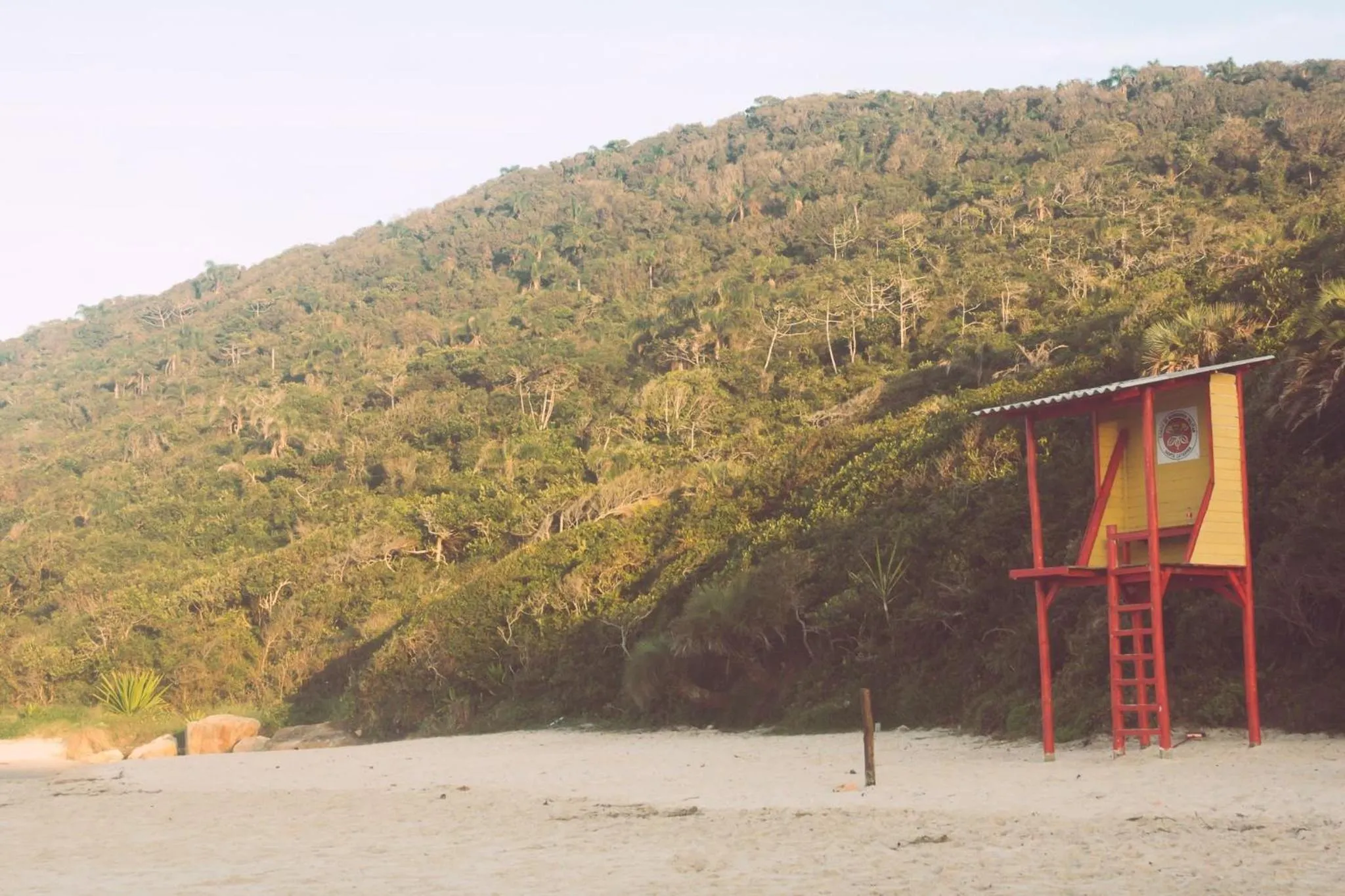 Beach in Pousada Solar dos Lírios - Praia do Rosa