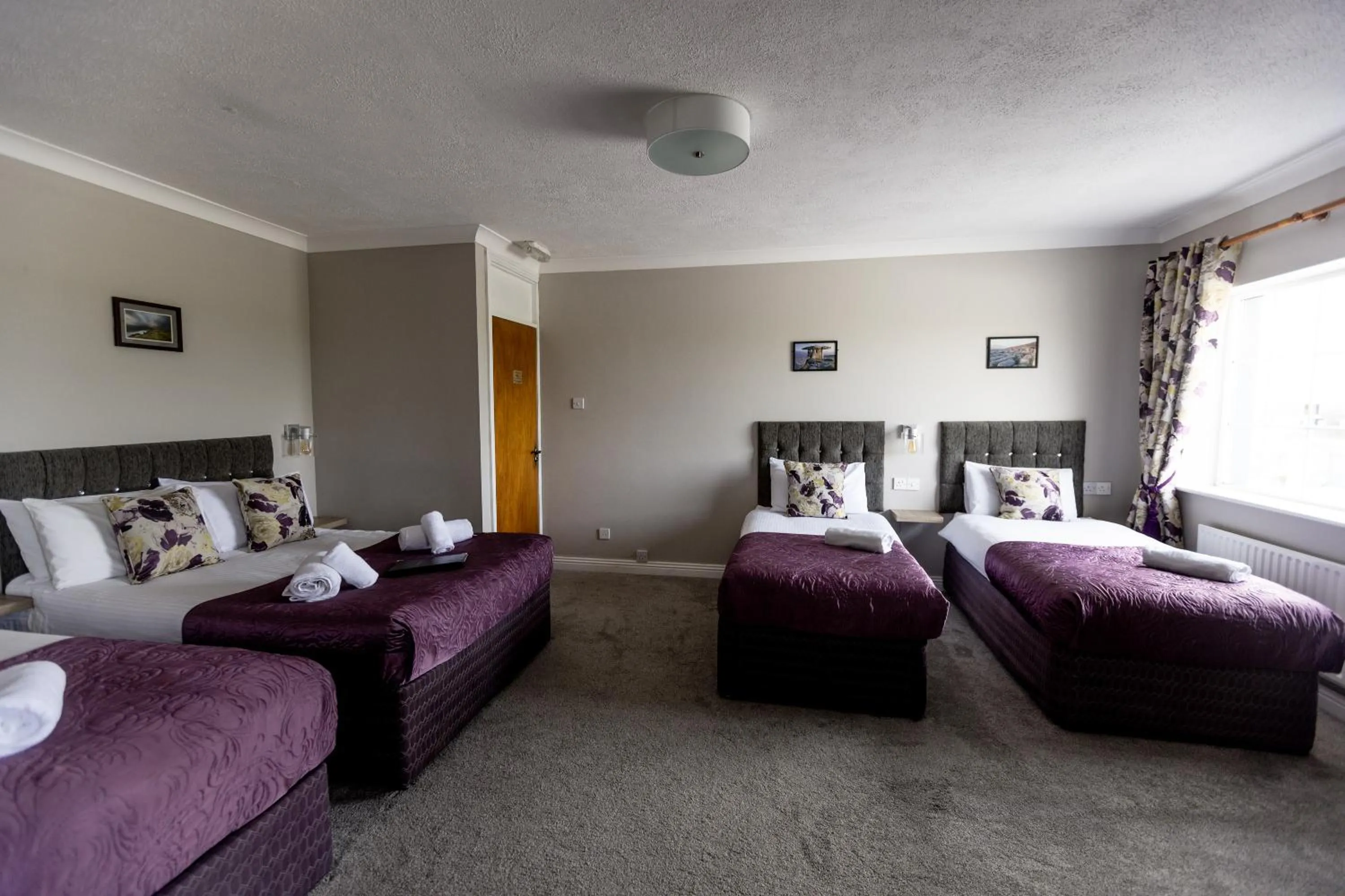 Bed in Glasha Meadows Accommodation