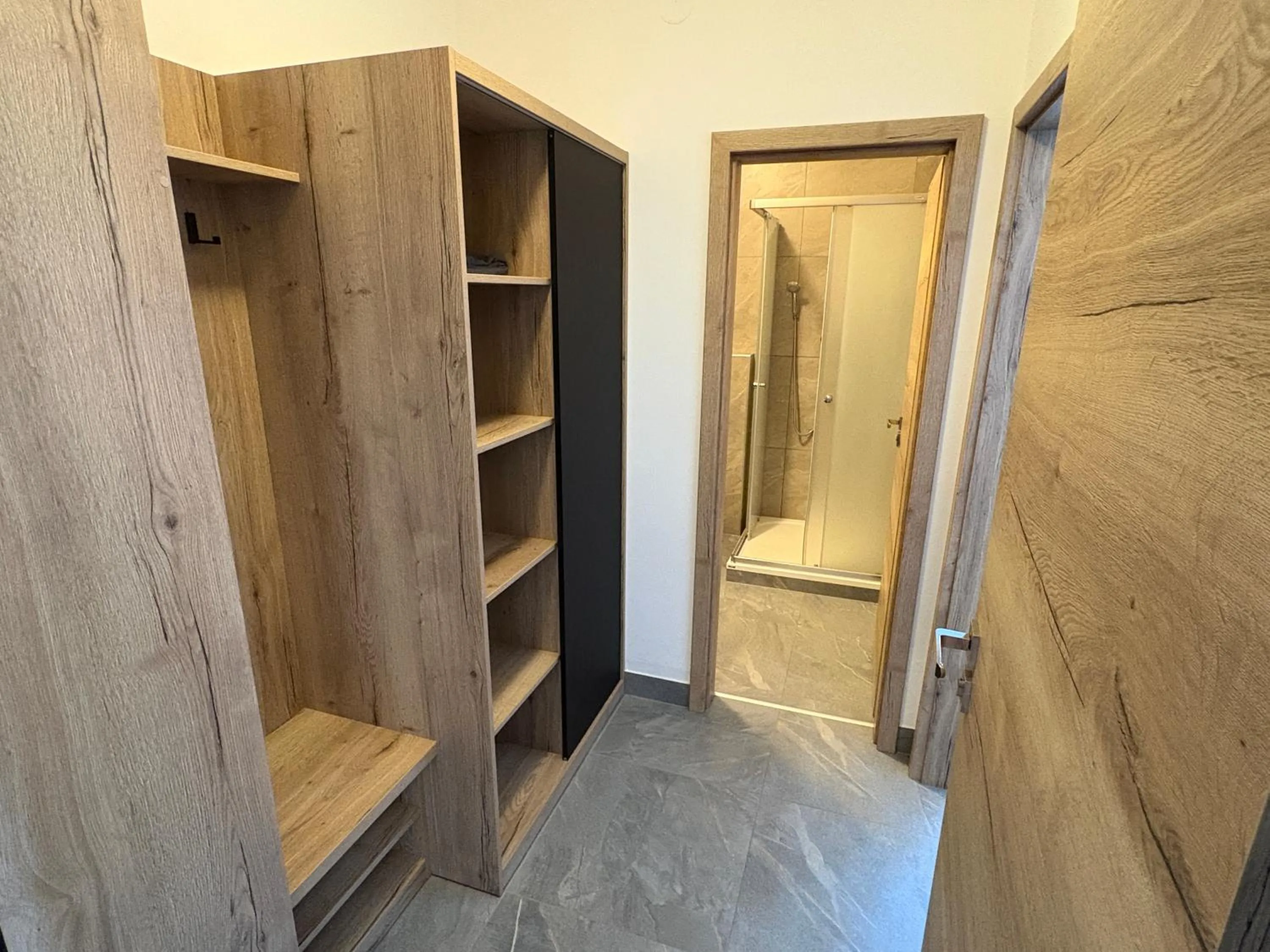 wardrobe in Hotel ROSE Břeclav