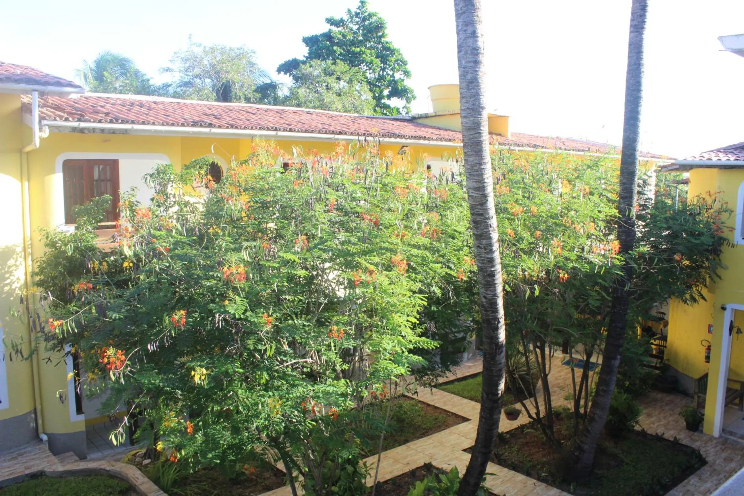 Garden in Aguamarinha Pousada