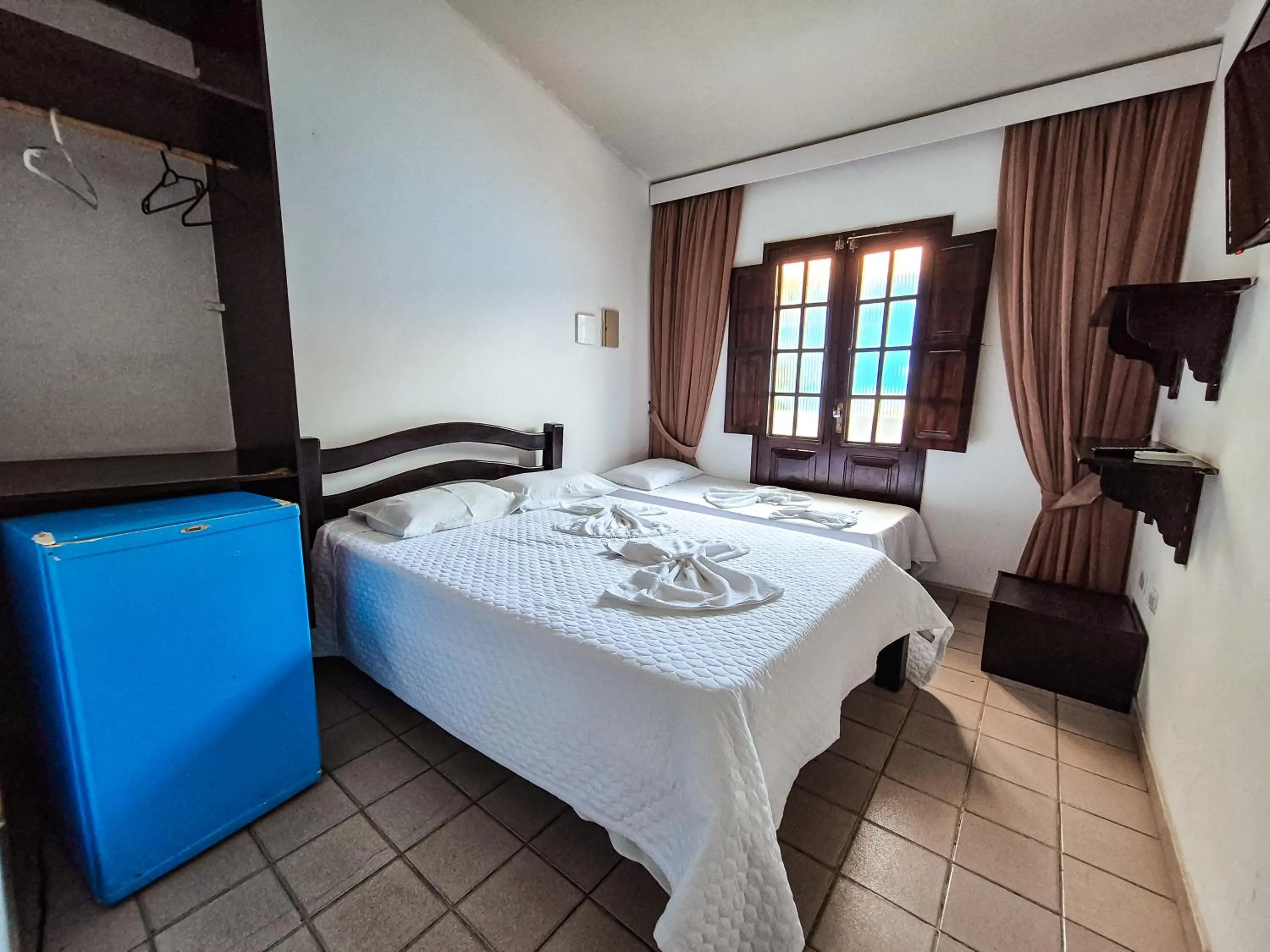 Photo of the whole room, Bed in Pousada Morada Azul