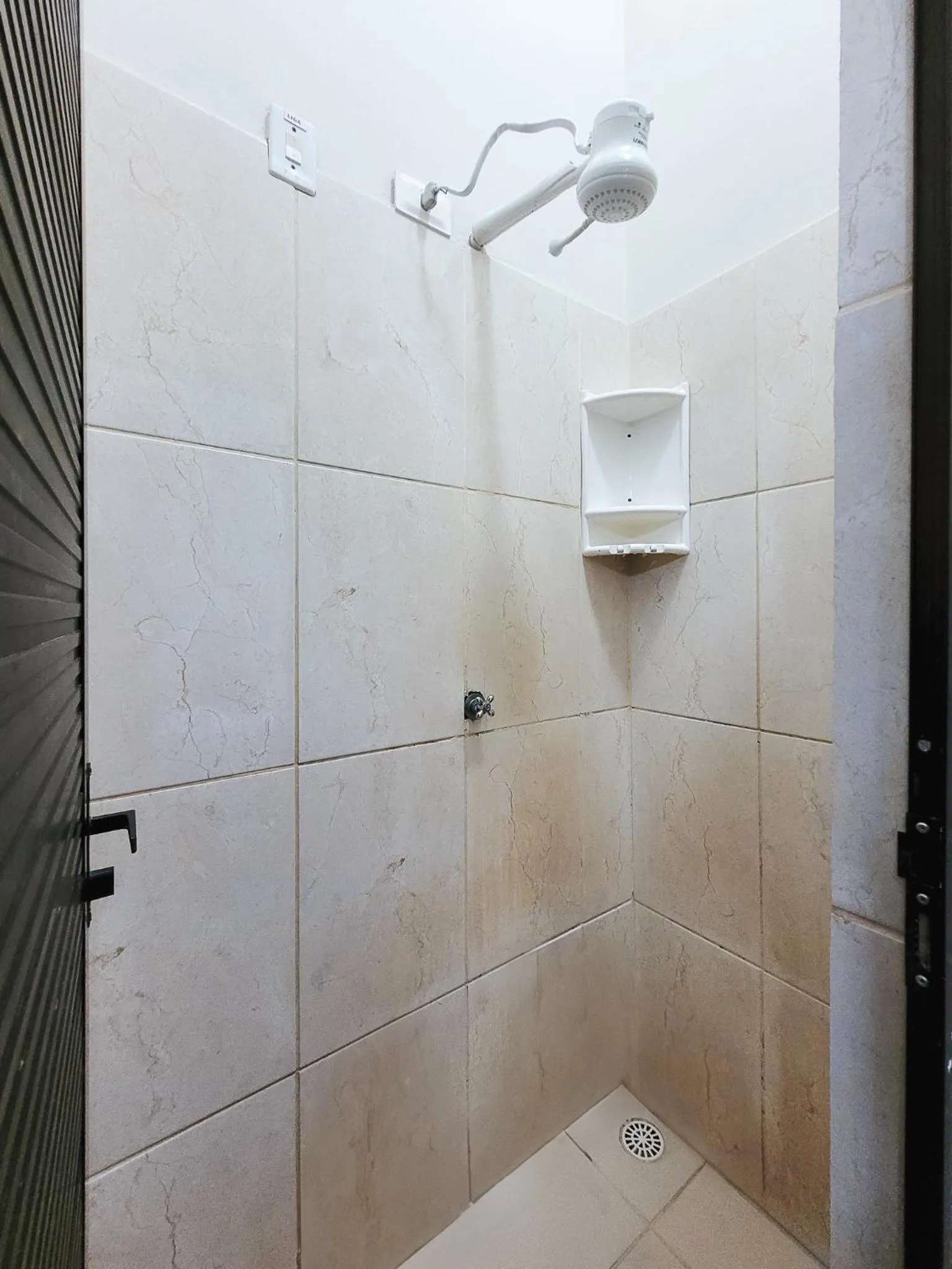 Shower in Pousada Morada Azul