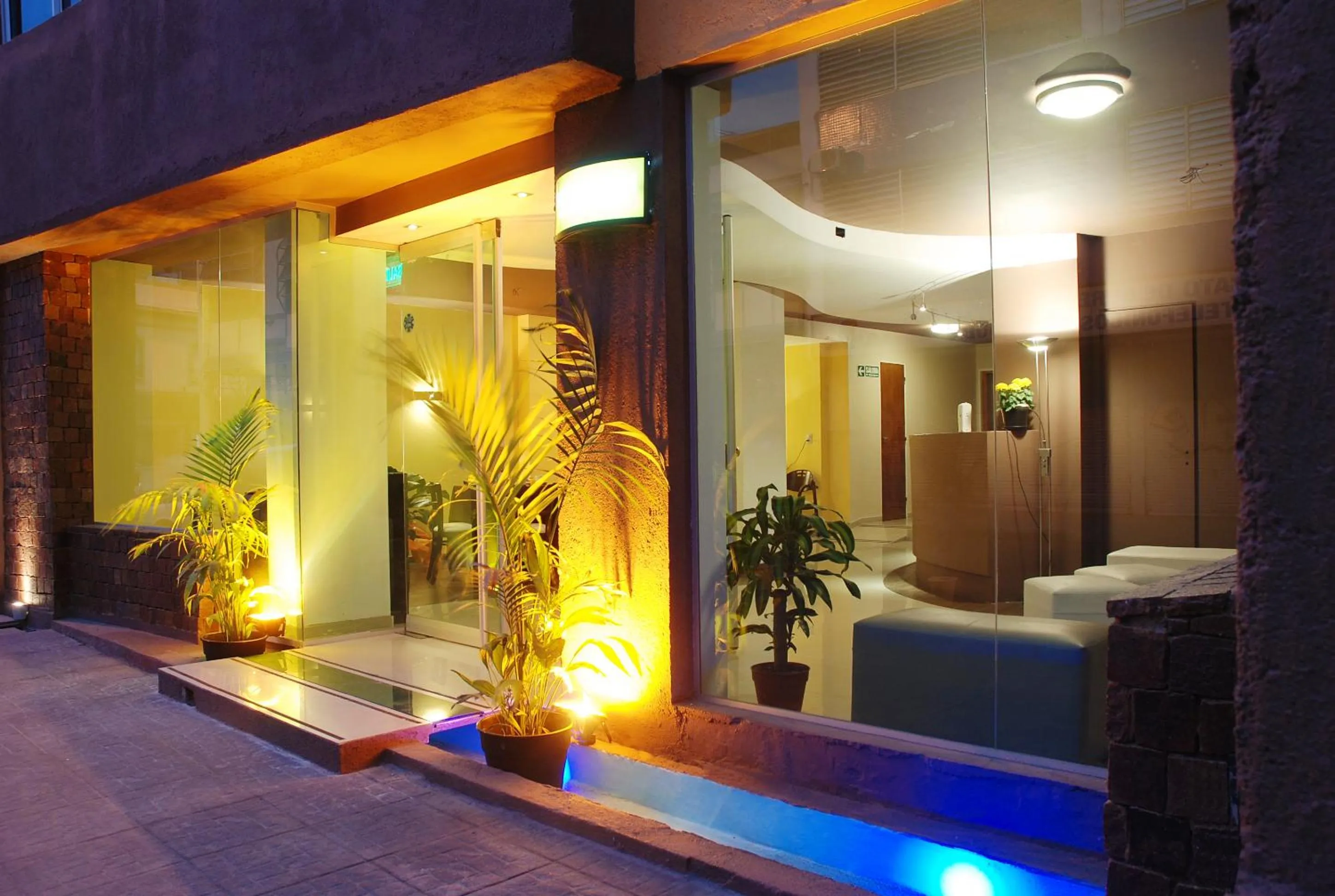 Facade/entrance in Savannah Cordoba Hotel