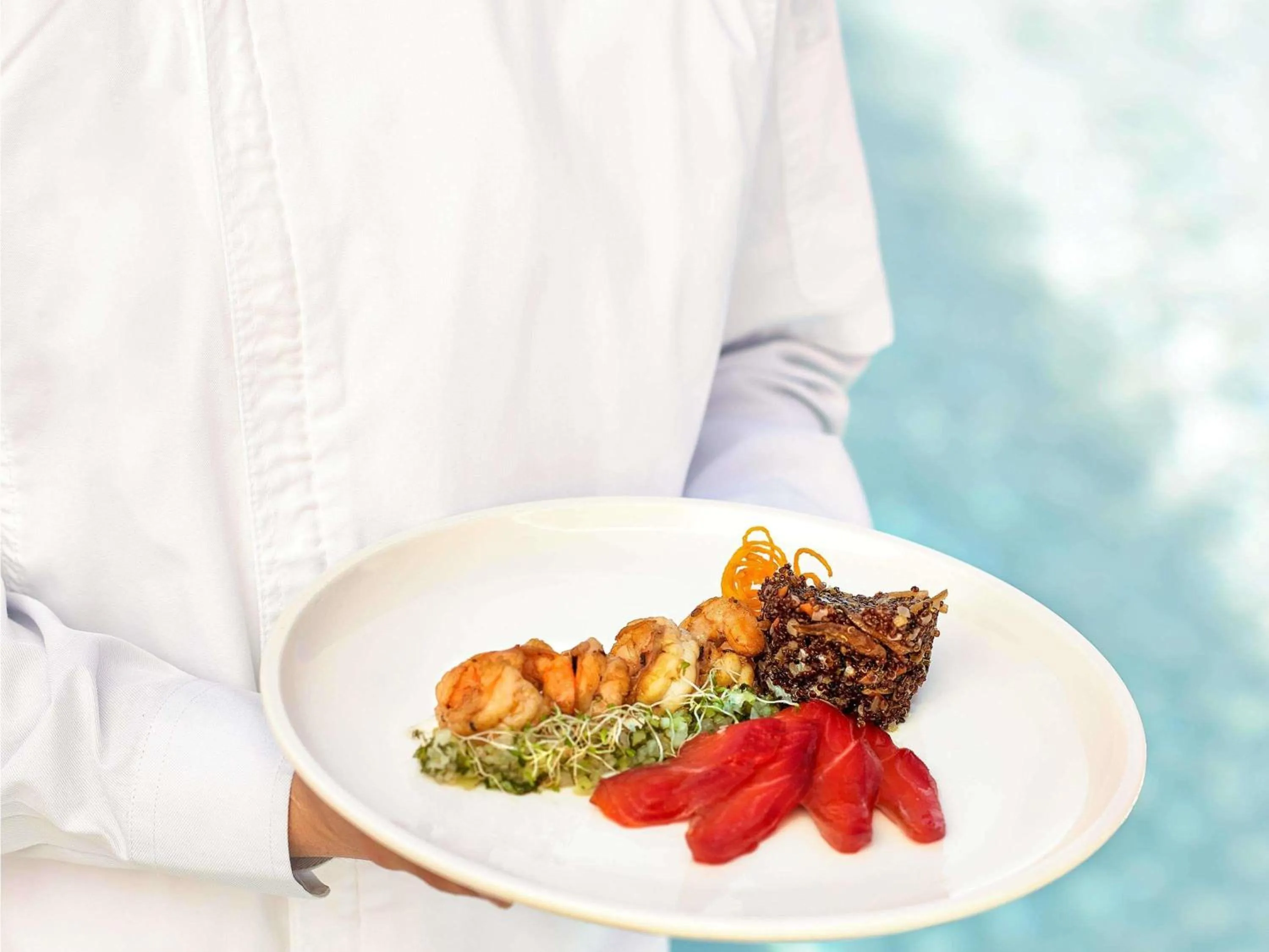 Pool view in Pullman Vina del Mar San Martin