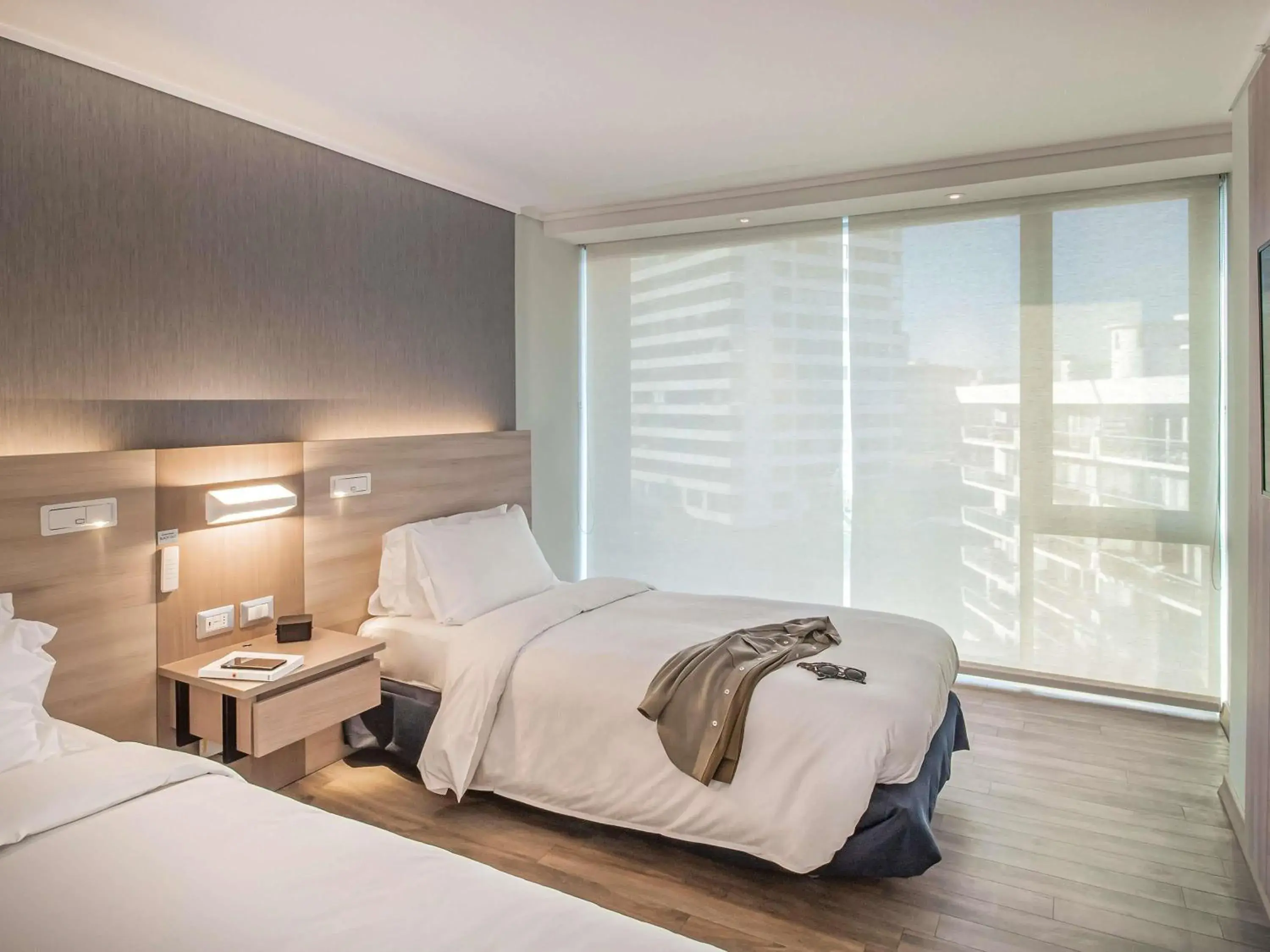 Premium Deluxe Twin Room with City View - Upper Floor in Pullman Vina del Mar San Martin Premium Deluxe Twin Room with City View - Upper Floor in Pullman Vina del Mar San Martin