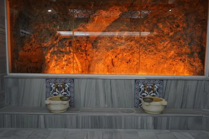 Swimming pool in Hotel Kırcı Termal & Spa