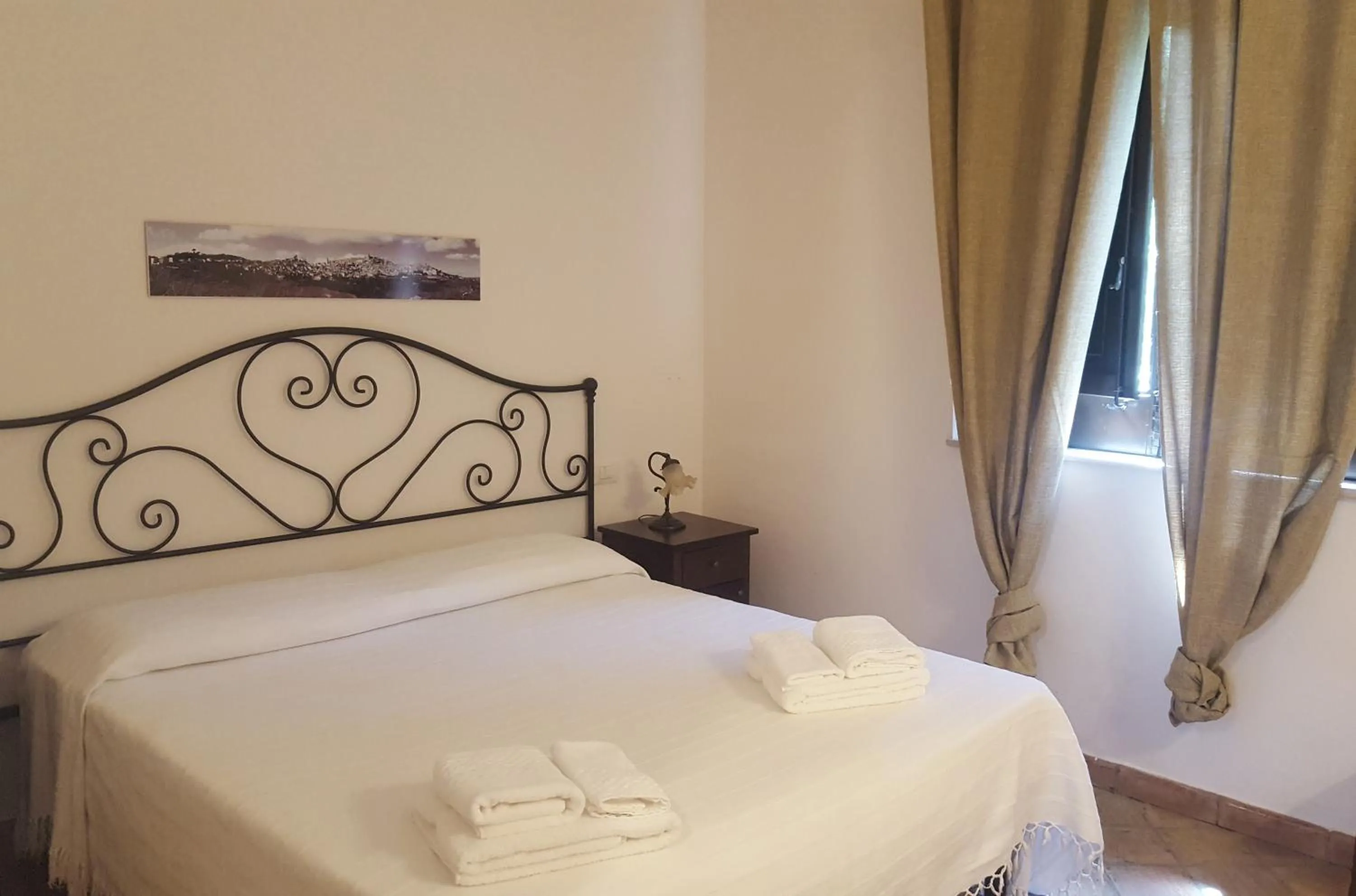 Bedroom, Bed in Il Casale Delle Rose