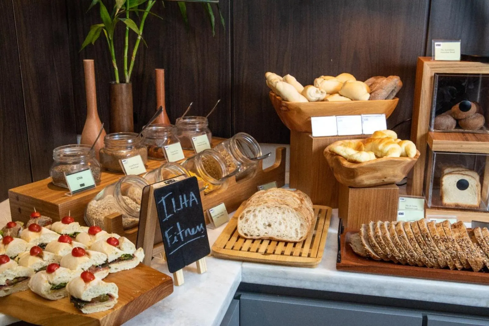 Food in ArtHotel Transamerica Collection