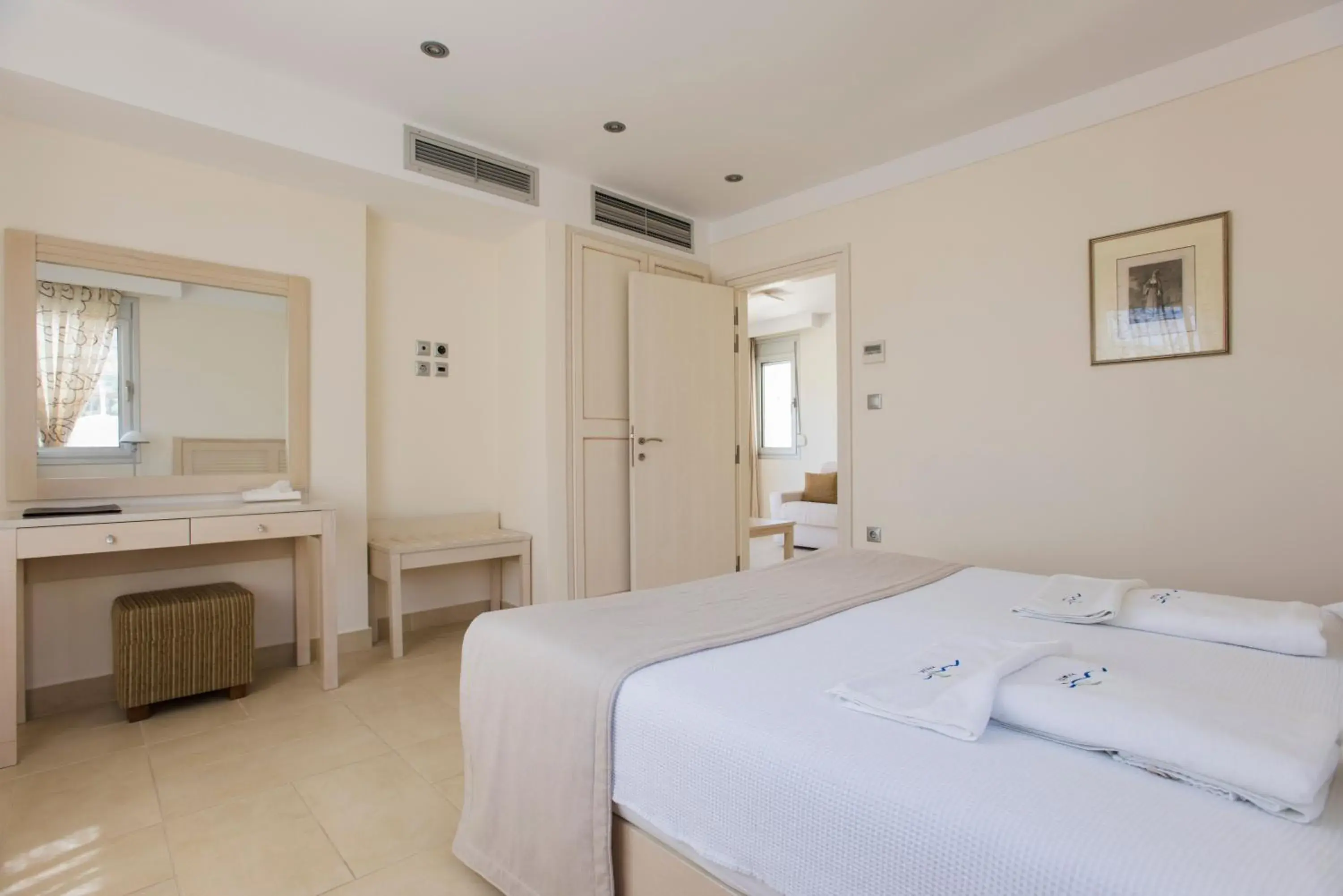 Family Apartment with Mountain View in Almiriki Chios Rooms & Apartments Family Apartment with Mountain View in Almiriki Chios Rooms & Apartments