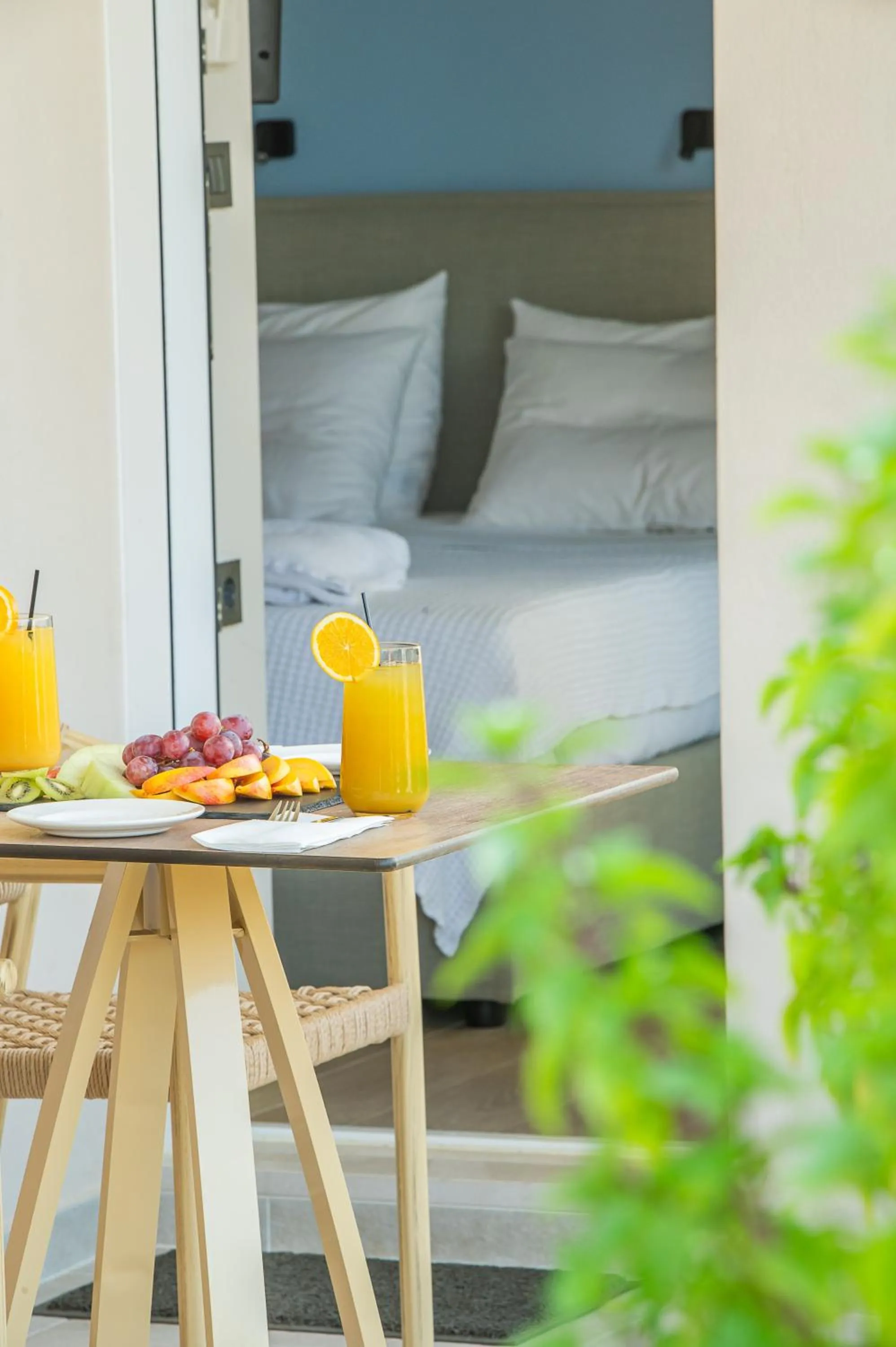 Breakfast, Bed in Almiriki Chios Rooms & Apartments