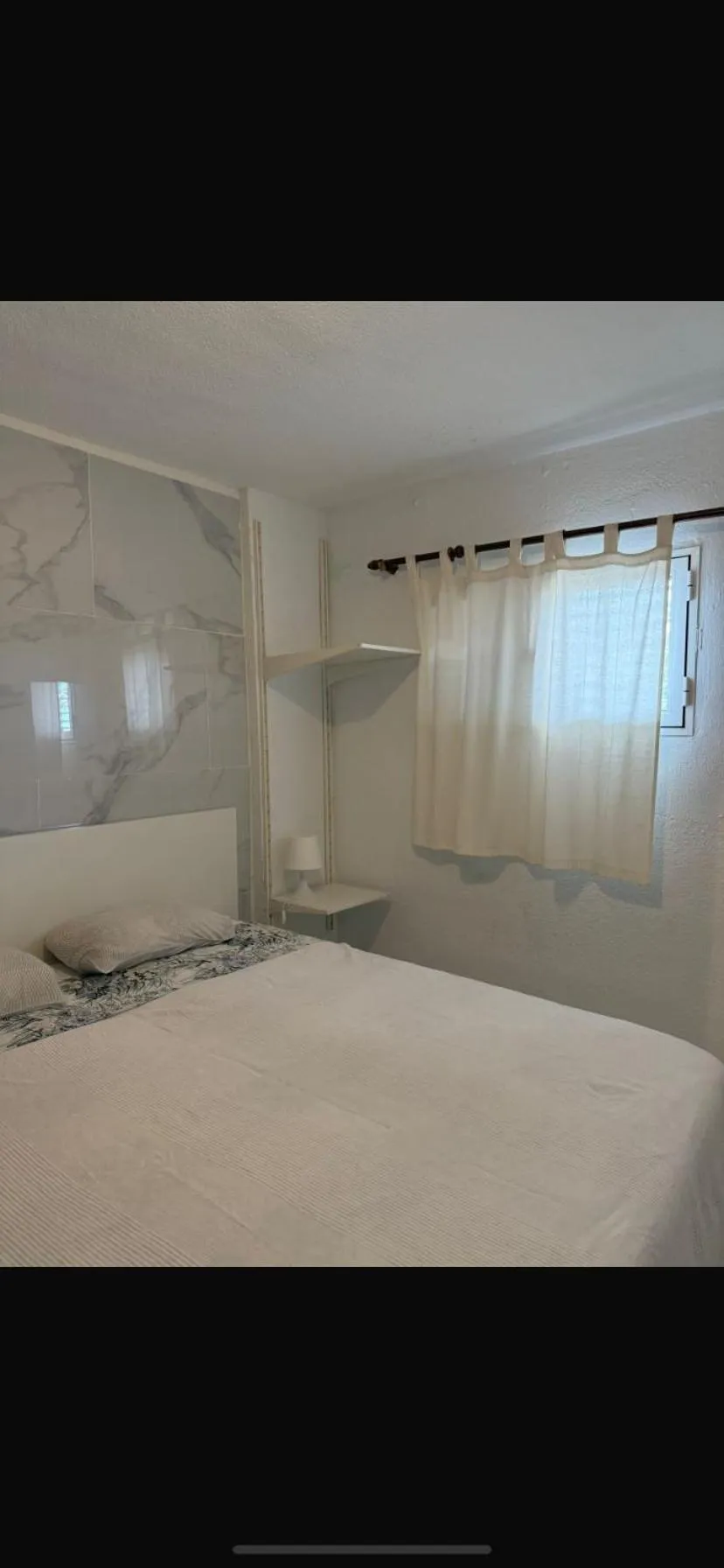 Bed in Residence Los Molinos