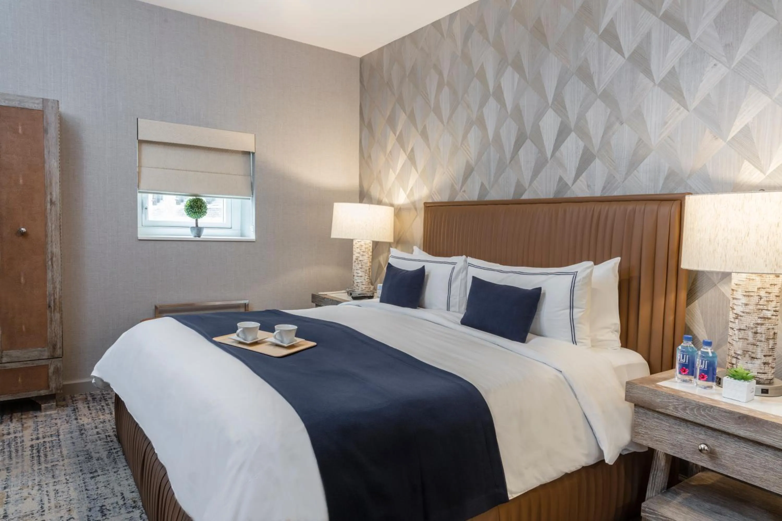 Bedroom, Bed in Artezen Hotel